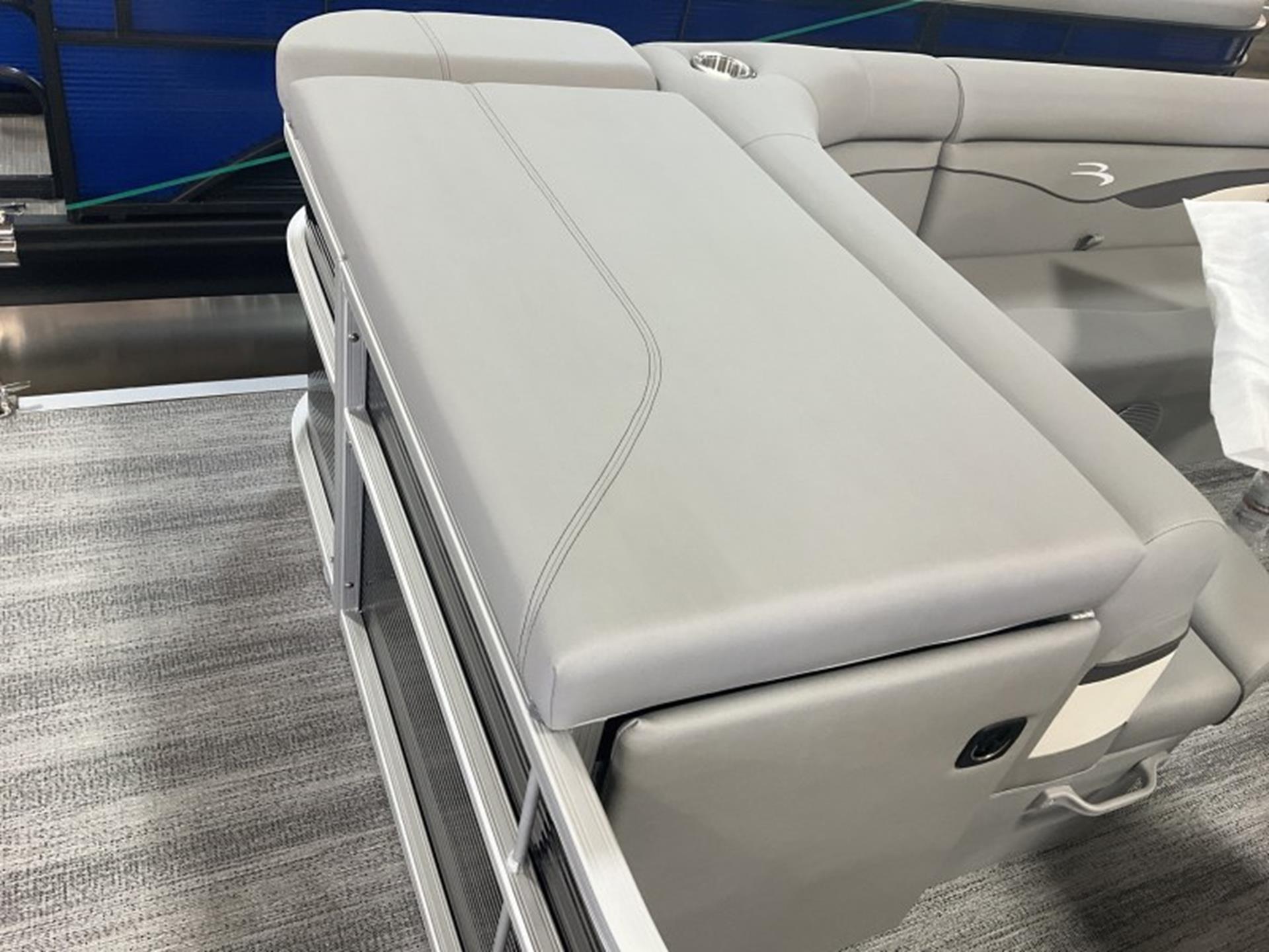 2025 Bennington 20 SL in Saint Cloud, Minnesota - Photo 9