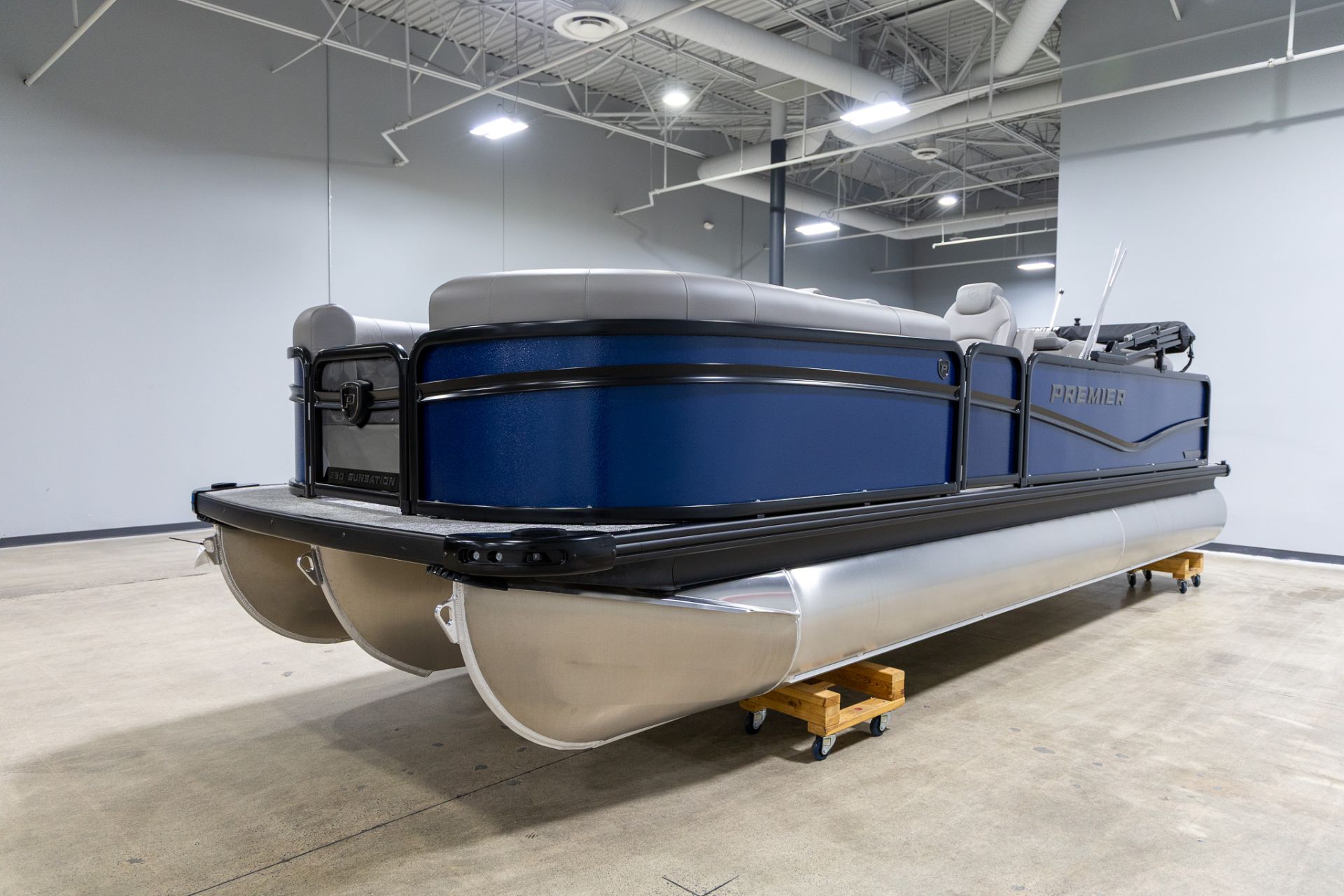 2026 Premier 230 SUNSATION RF - F200XC in Saint Cloud, Minnesota - Photo 5