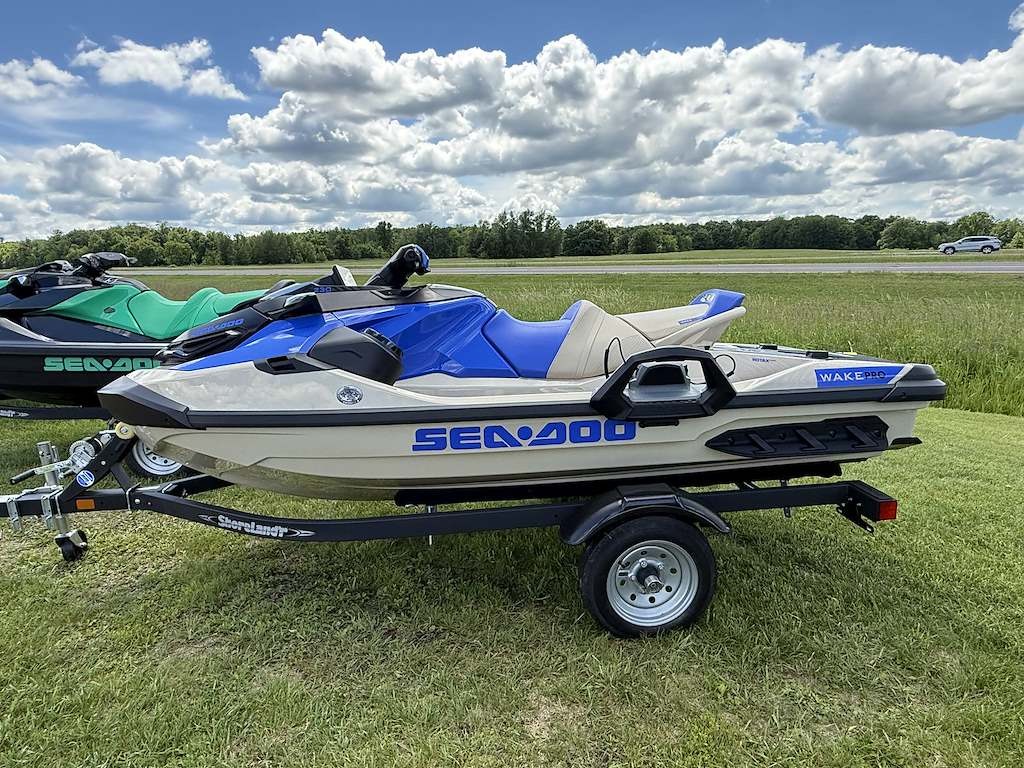2026 Sea-Doo Wake Pro 230 4