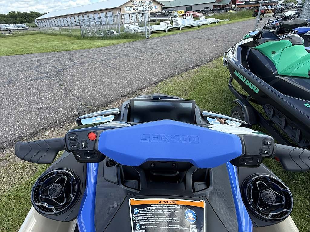 2026 Sea-Doo Wake Pro 230 7