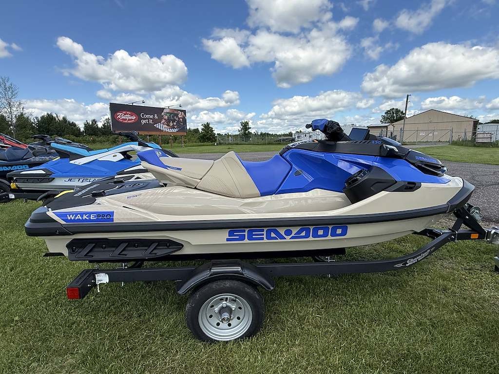 2026 Sea-Doo Wake Pro 230 8