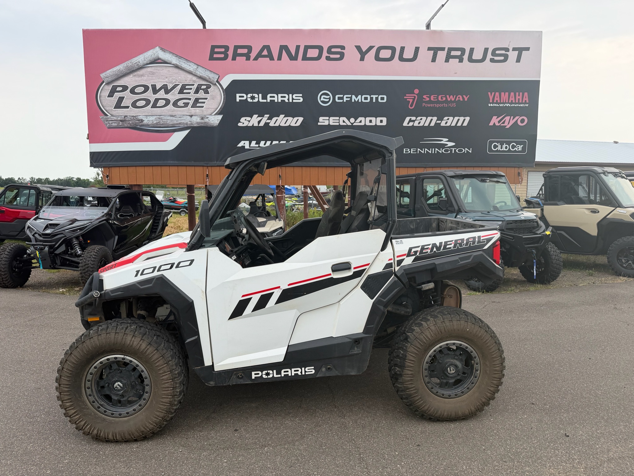 2023 Polaris General photo 2