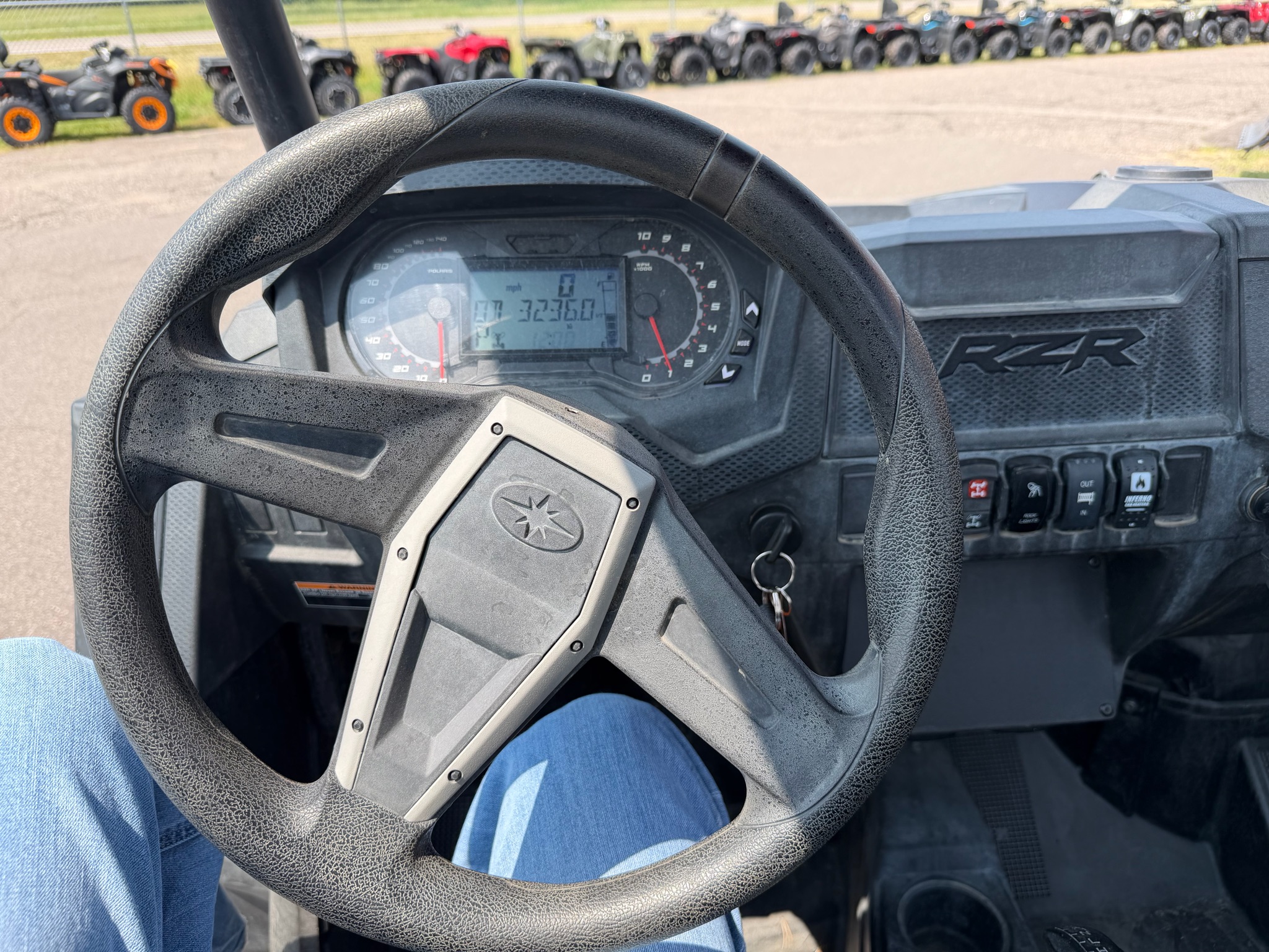 2020 Polaris RZR photo 2