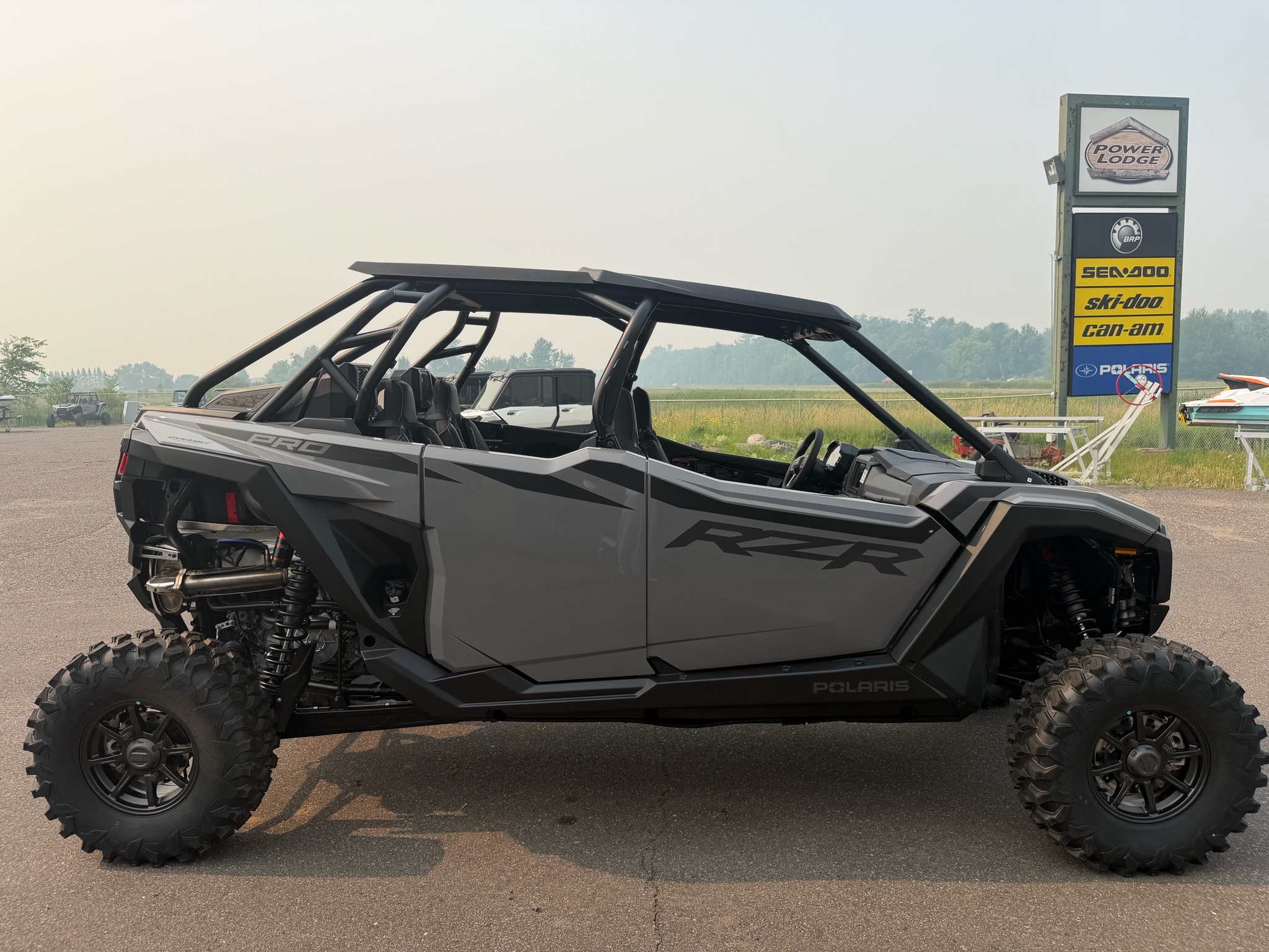 2026 Polaris RZR photo 9