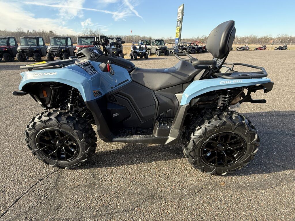 2026 Can-Am Outlander MAX XT 700, Onamia MN | New ATVs for Sale: Specs ...
