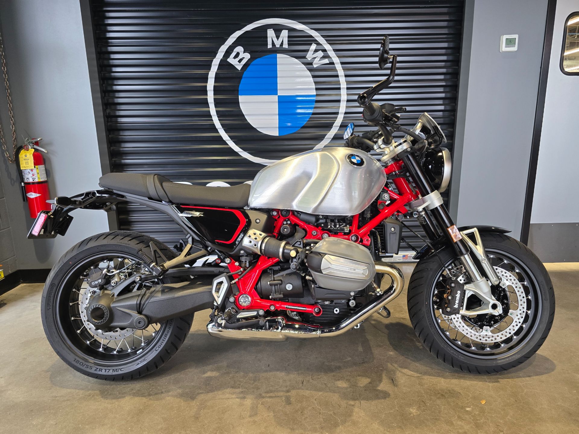 2026 BMW R 12 nineT