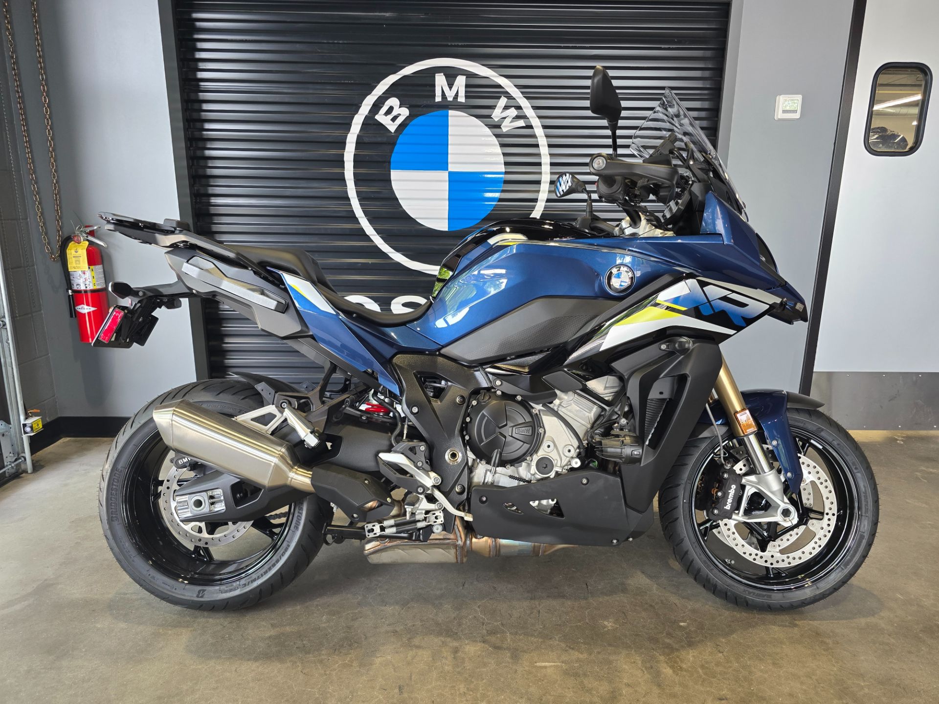 2026 BMW S 1000 XR