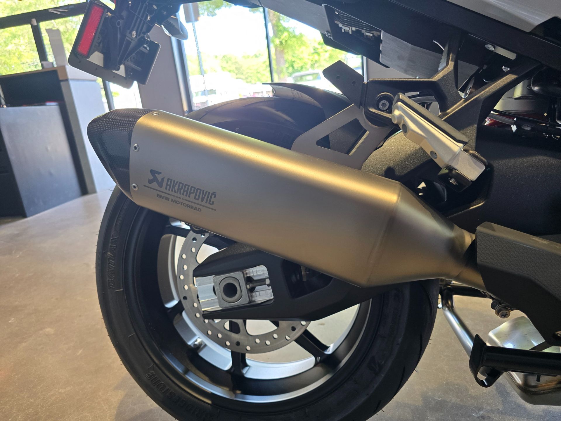 2026 BMW S 1000 XR 11