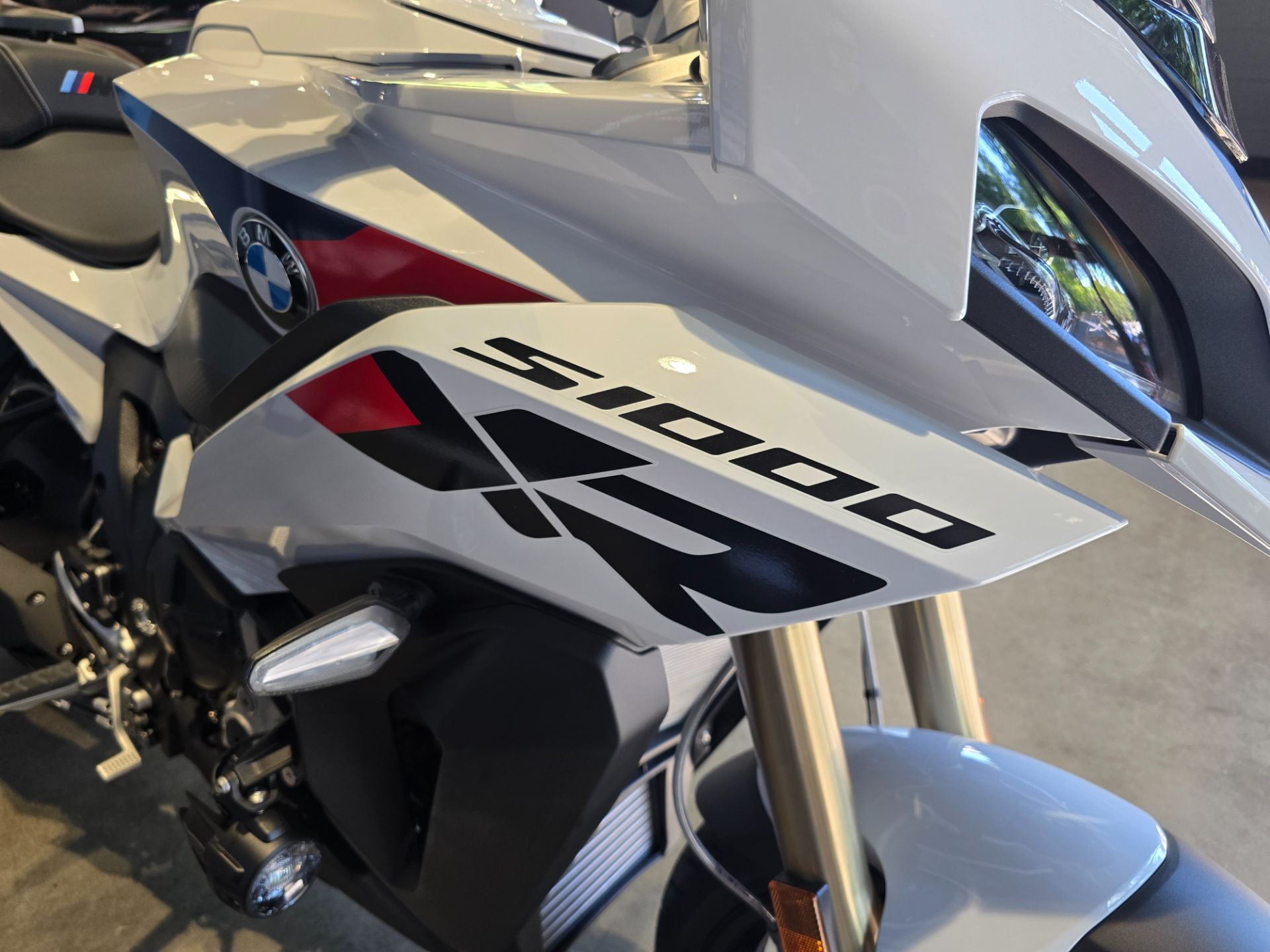 2026 BMW S 1000 XR 10