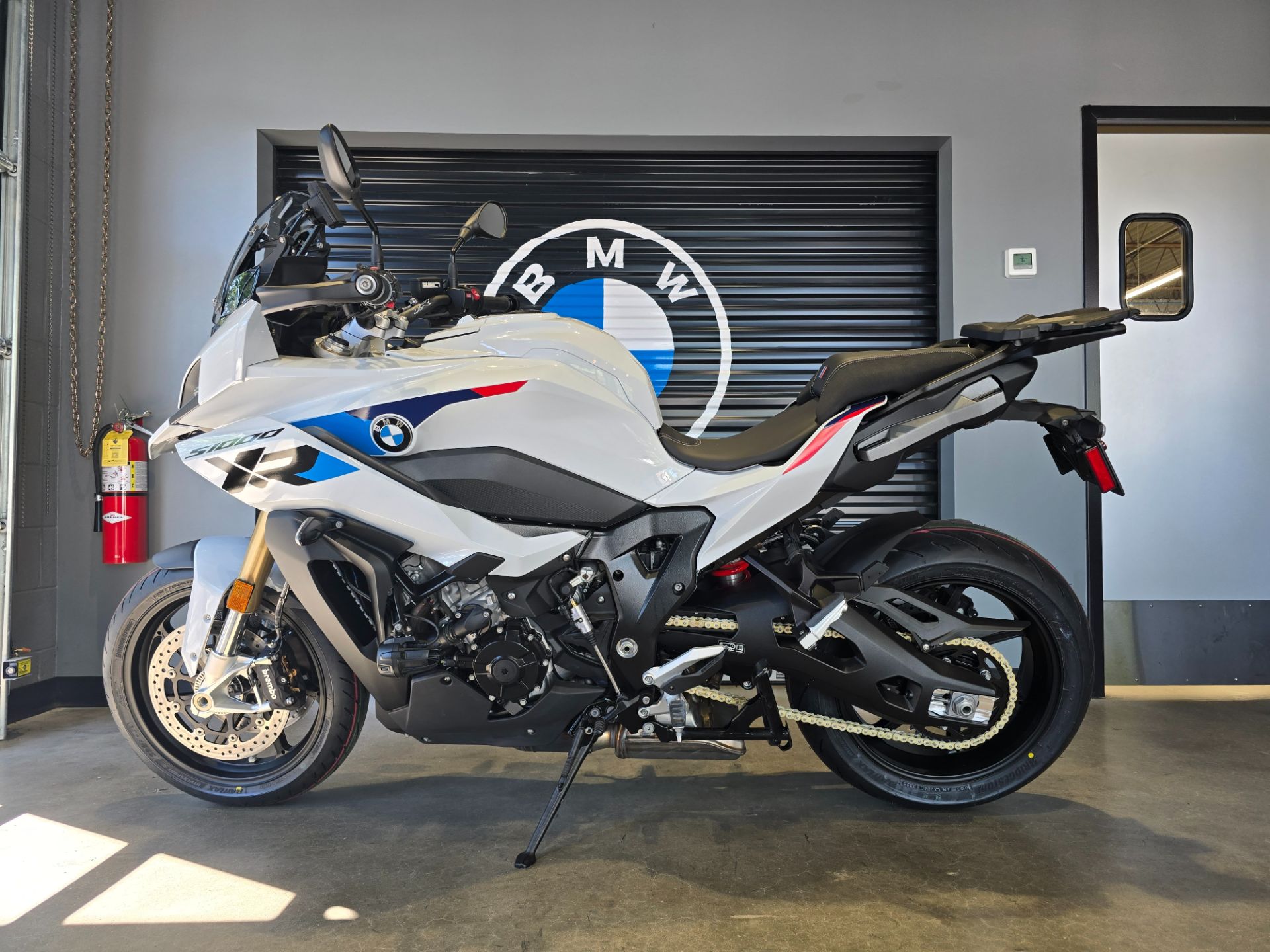 2026 BMW S 1000 XR 4