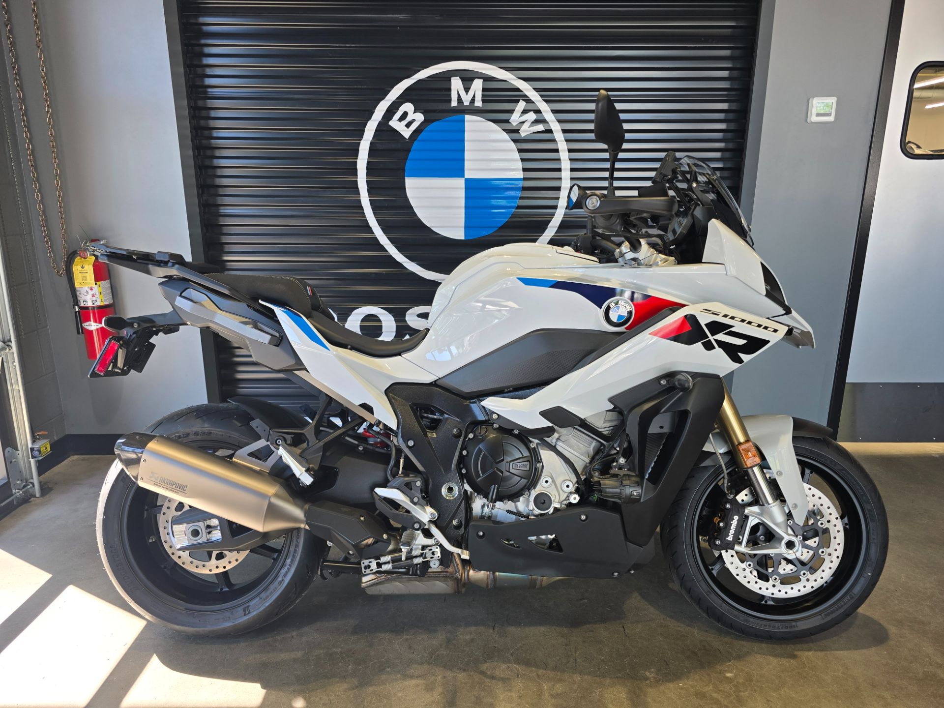 2026 BMW S 1000 XR