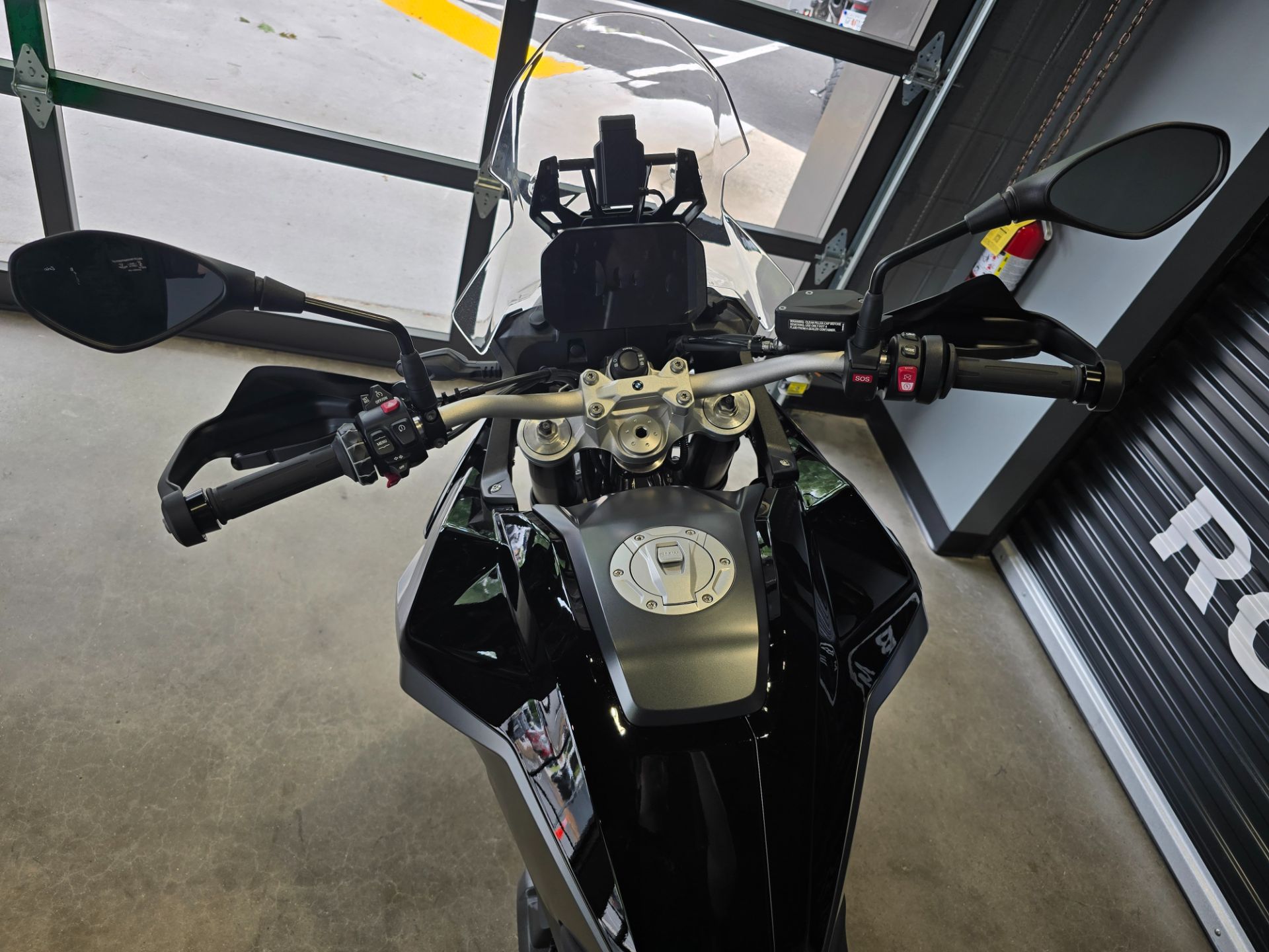 2026 BMW F 900 GS 10