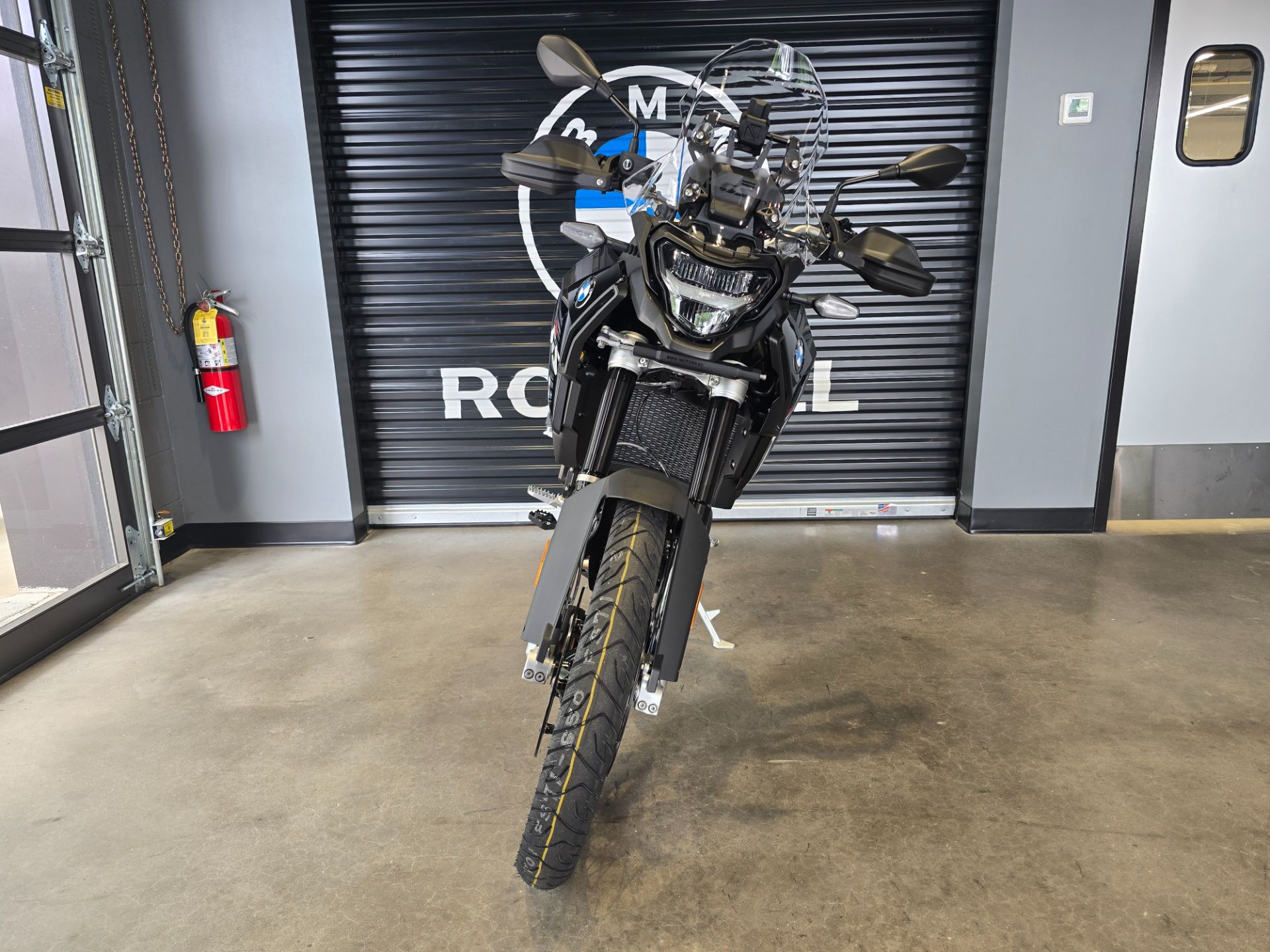2026 BMW F 900 GS 8