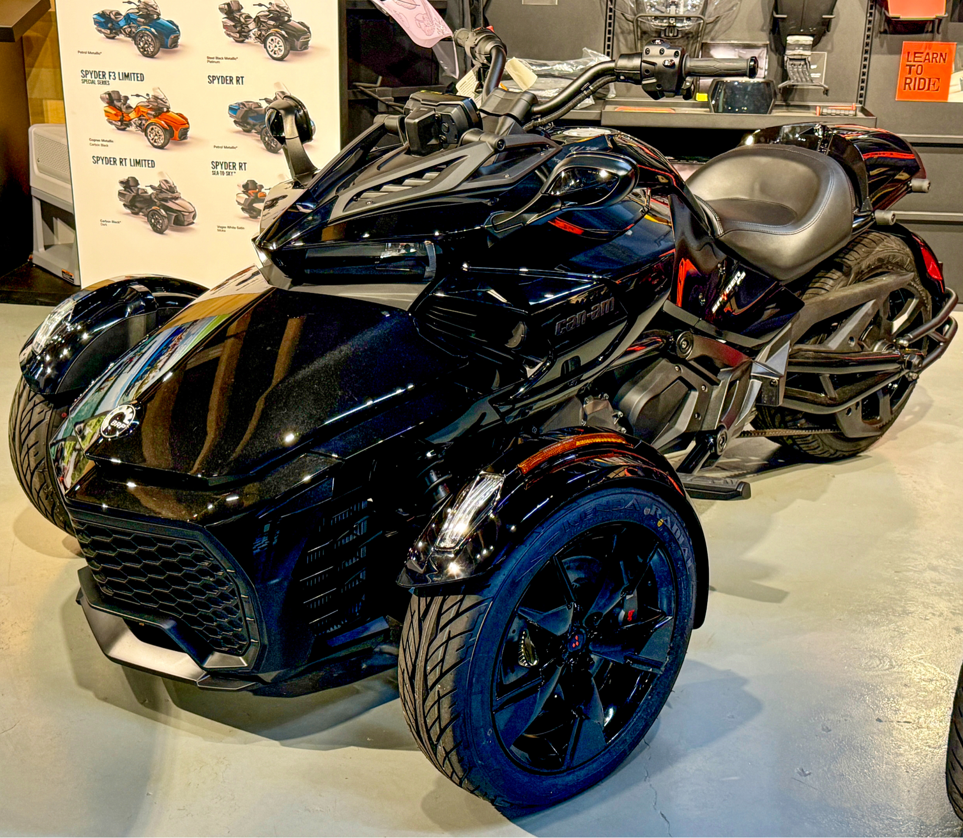 2023 Can-Am Spyder F3 in Enfield, Connecticut - Photo 34