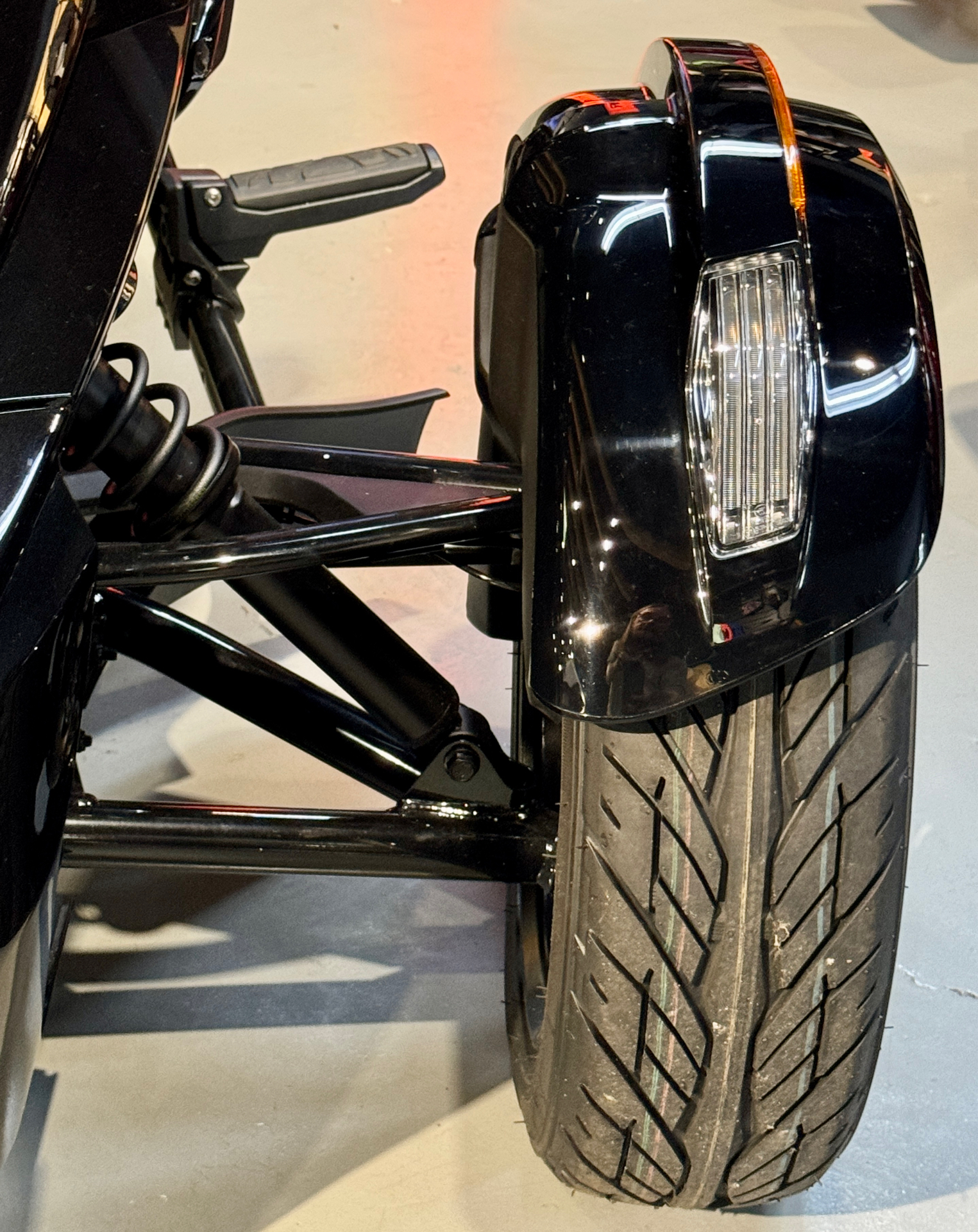 2023 Can-Am Spyder F3 in Enfield, Connecticut - Photo 33