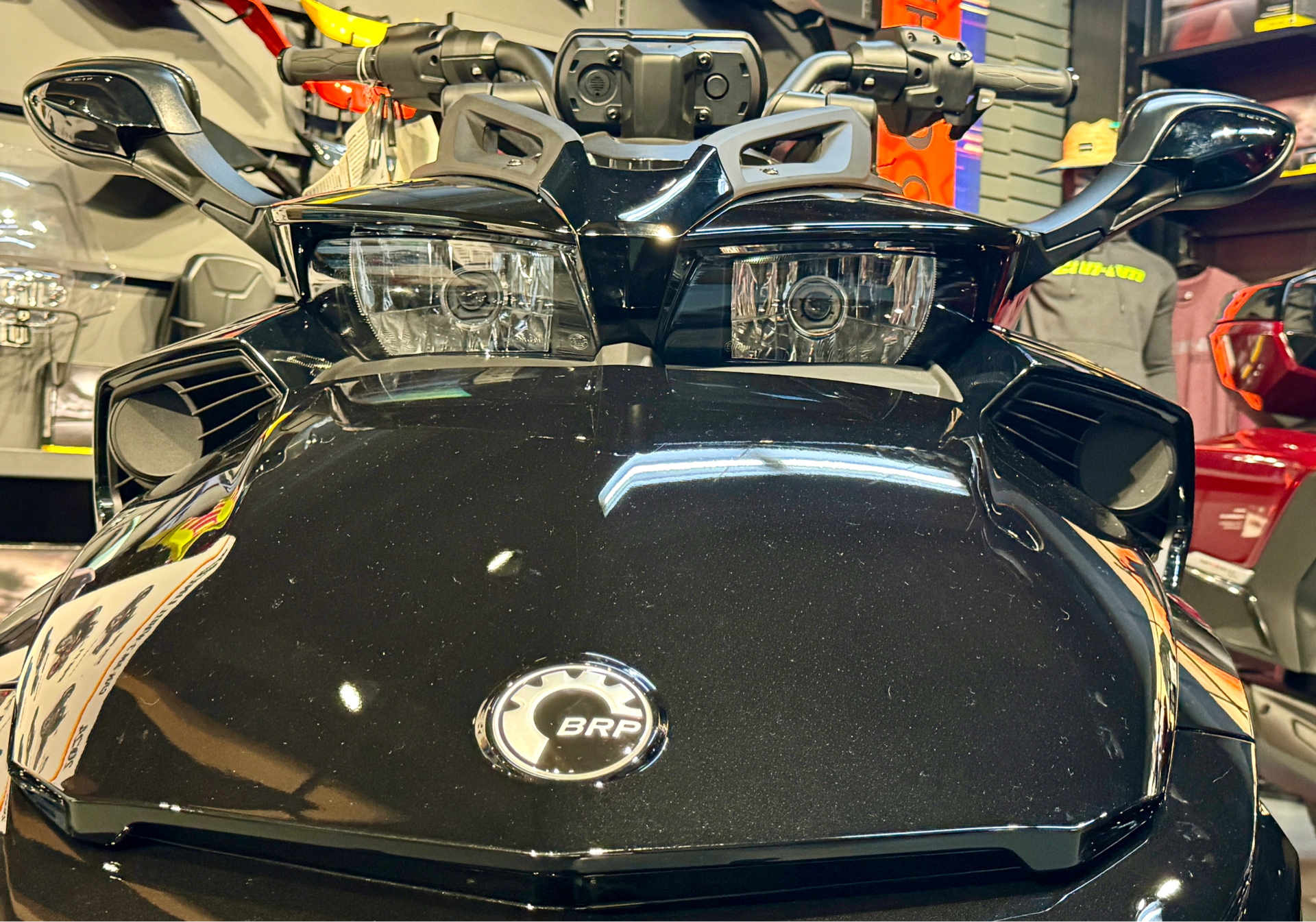 2023 Can-Am Spyder F3 in Enfield, Connecticut - Photo 9