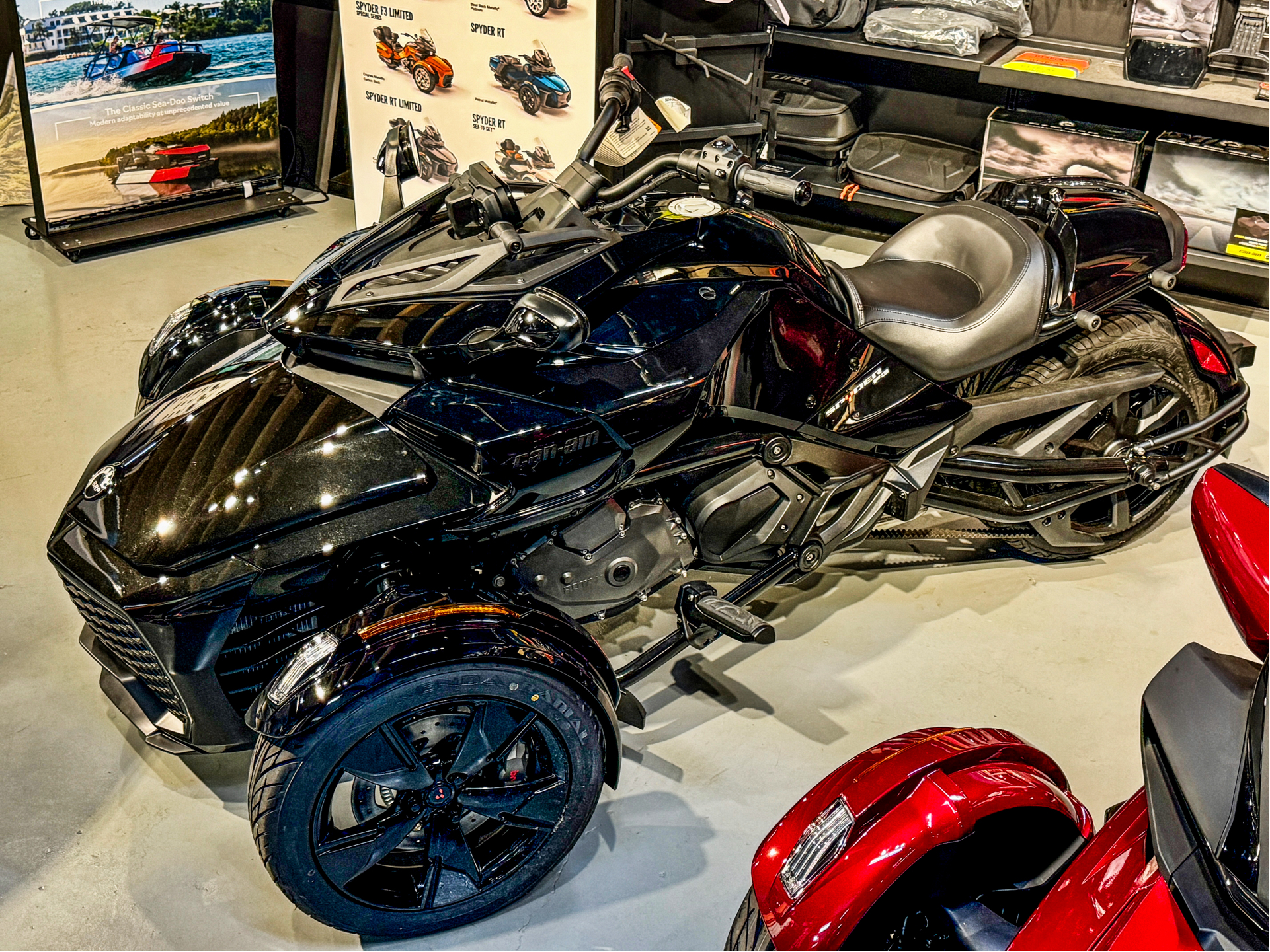 2023 Can-Am Spyder F3 in Enfield, Connecticut - Photo 1