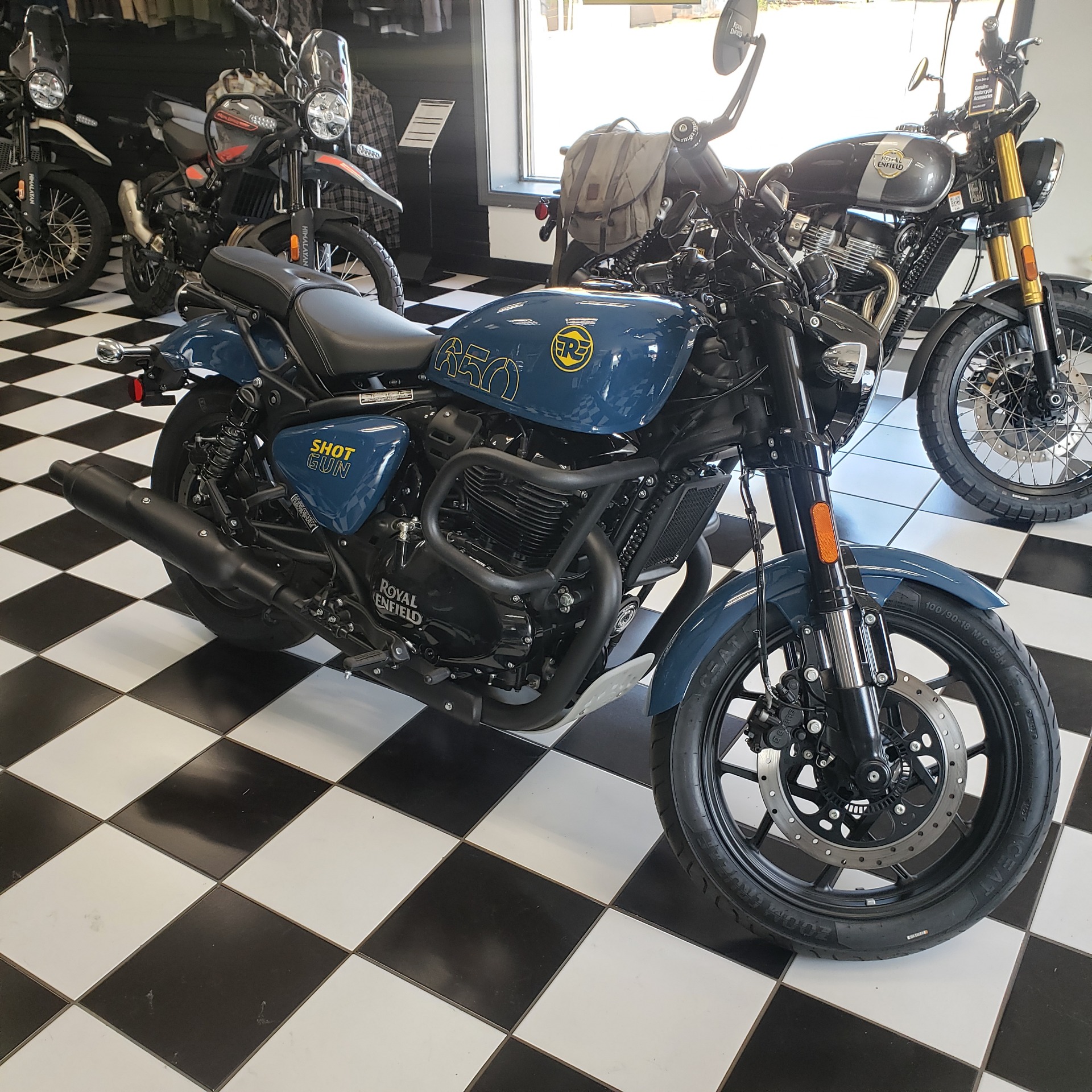 2024 Royal Enfield Shotgun 650 in Enfield, Connecticut - Photo 2