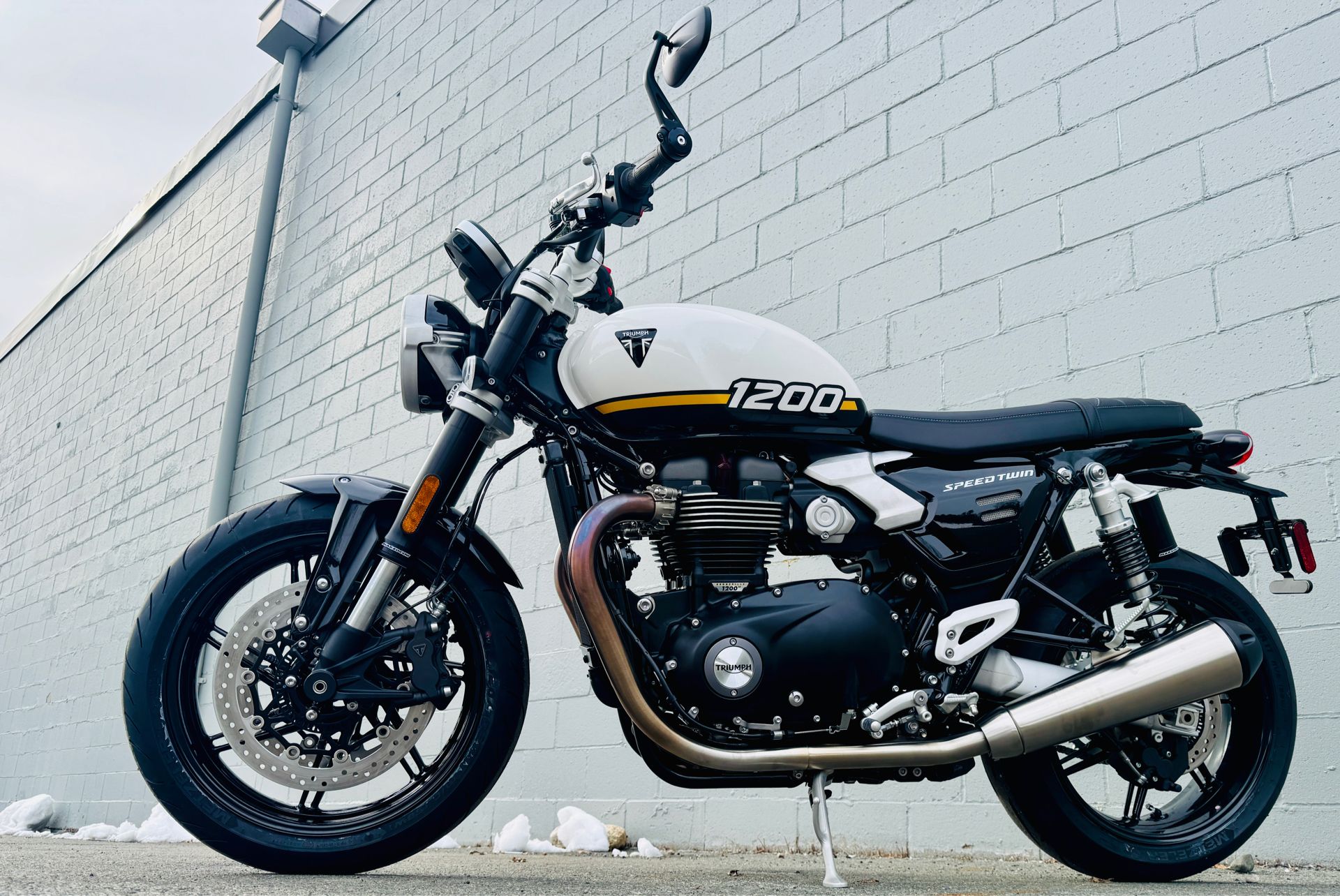 2025 Triumph Speed Twin 1200 in Enfield, Connecticut - Photo 11