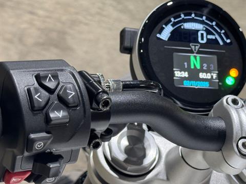 2025 Triumph Speed Twin 1200 in Enfield, Connecticut - Photo 17