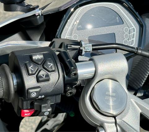 2025 Triumph Daytona 660 in Enfield, Connecticut - Photo 4