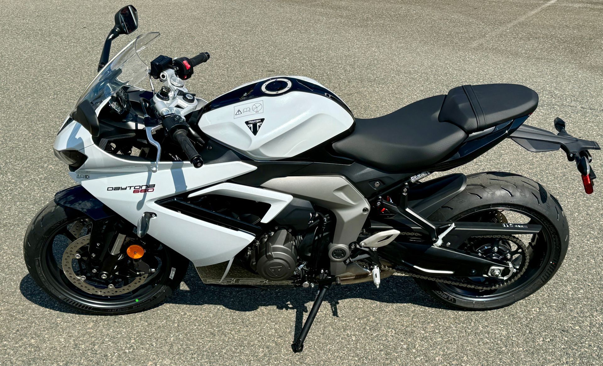 2025 Triumph Daytona 660 in Enfield, Connecticut - Photo 20