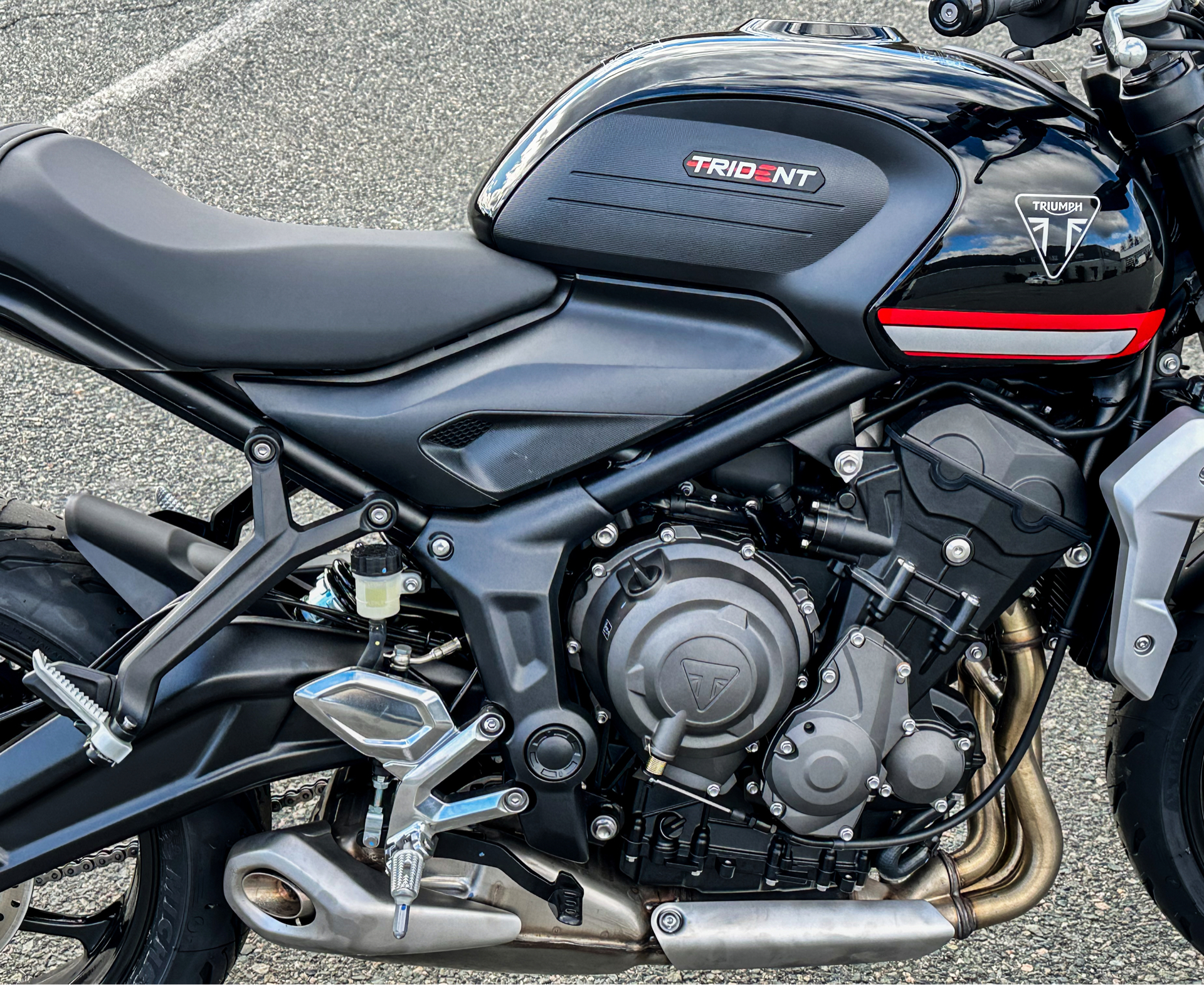 2024 Triumph Trident 660 in Enfield, Connecticut - Photo 16