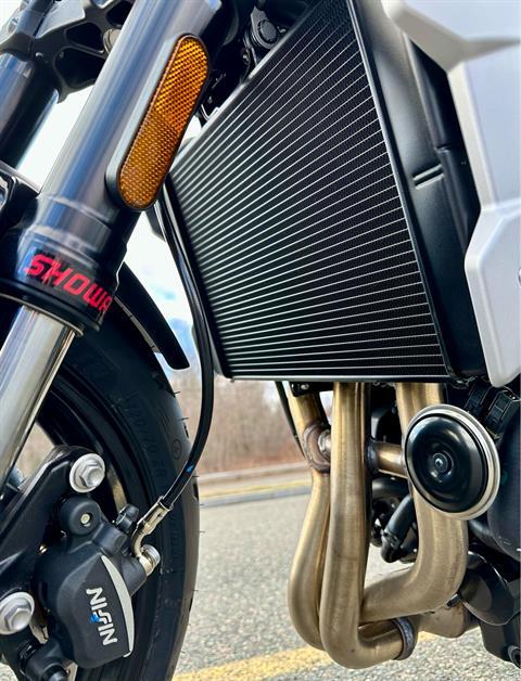 2024 Triumph Trident 660 in Enfield, Connecticut - Photo 22