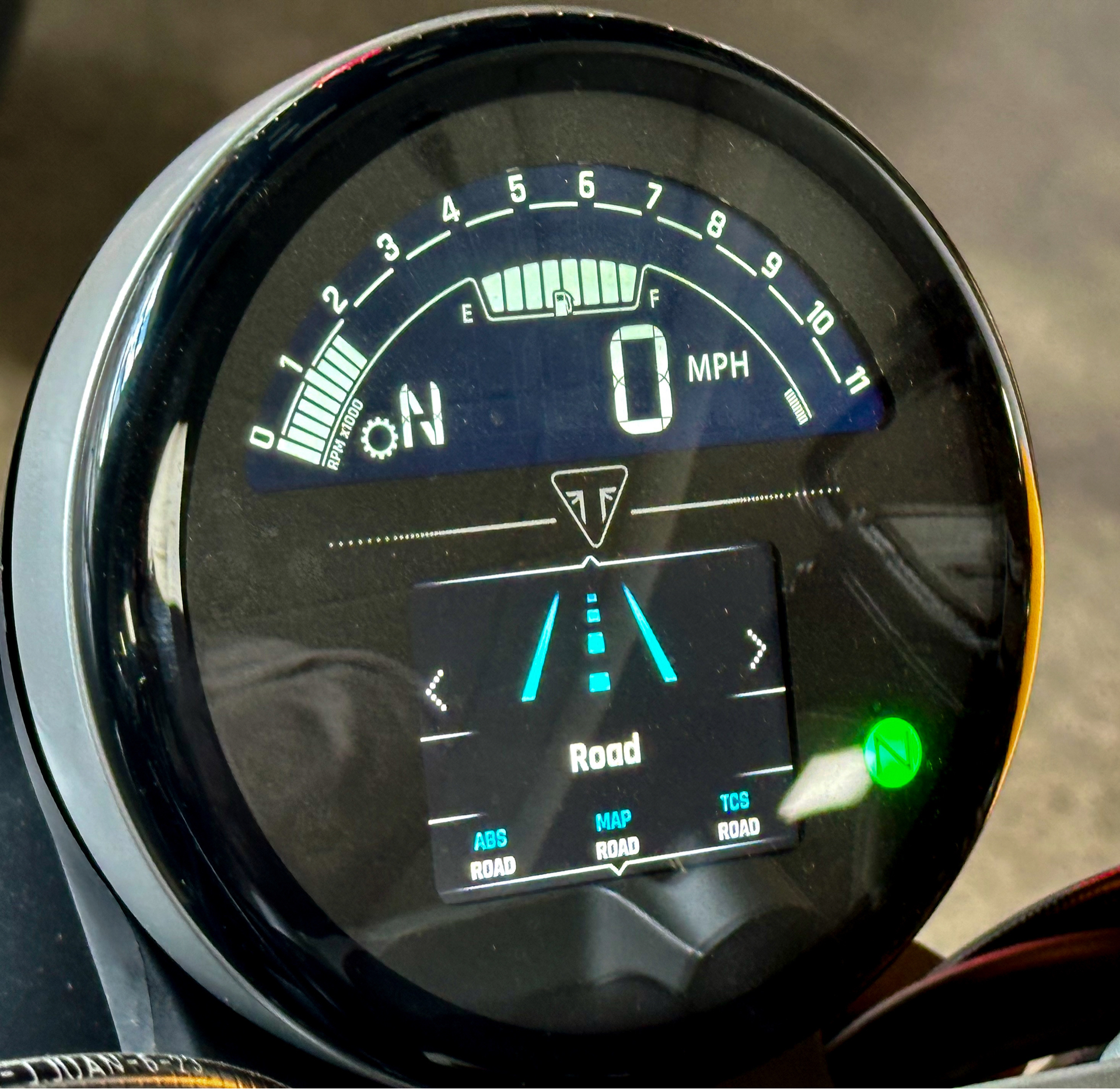 2024 Triumph Trident 660 in Enfield, Connecticut - Photo 2