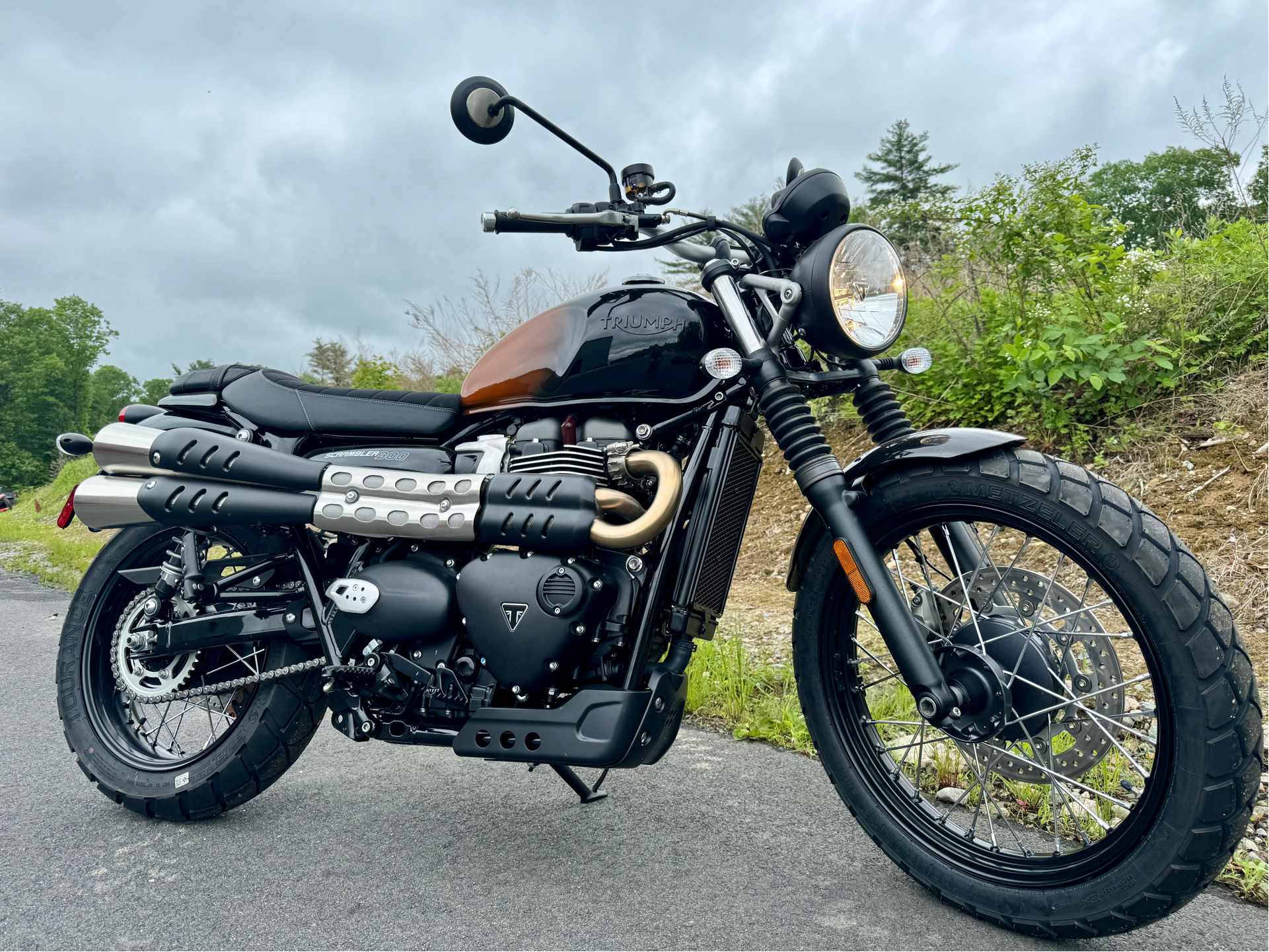 2024 Triumph Scrambler 900 in Enfield, Connecticut - Photo 16