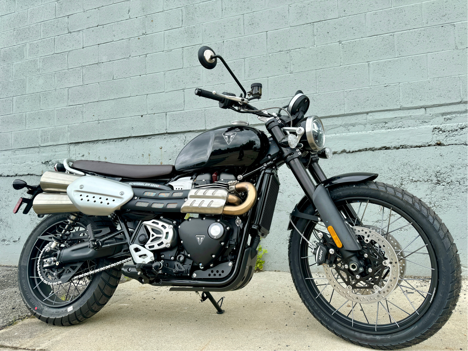 2024 Triumph Scrambler 1200 X in Enfield, Connecticut - Photo 16