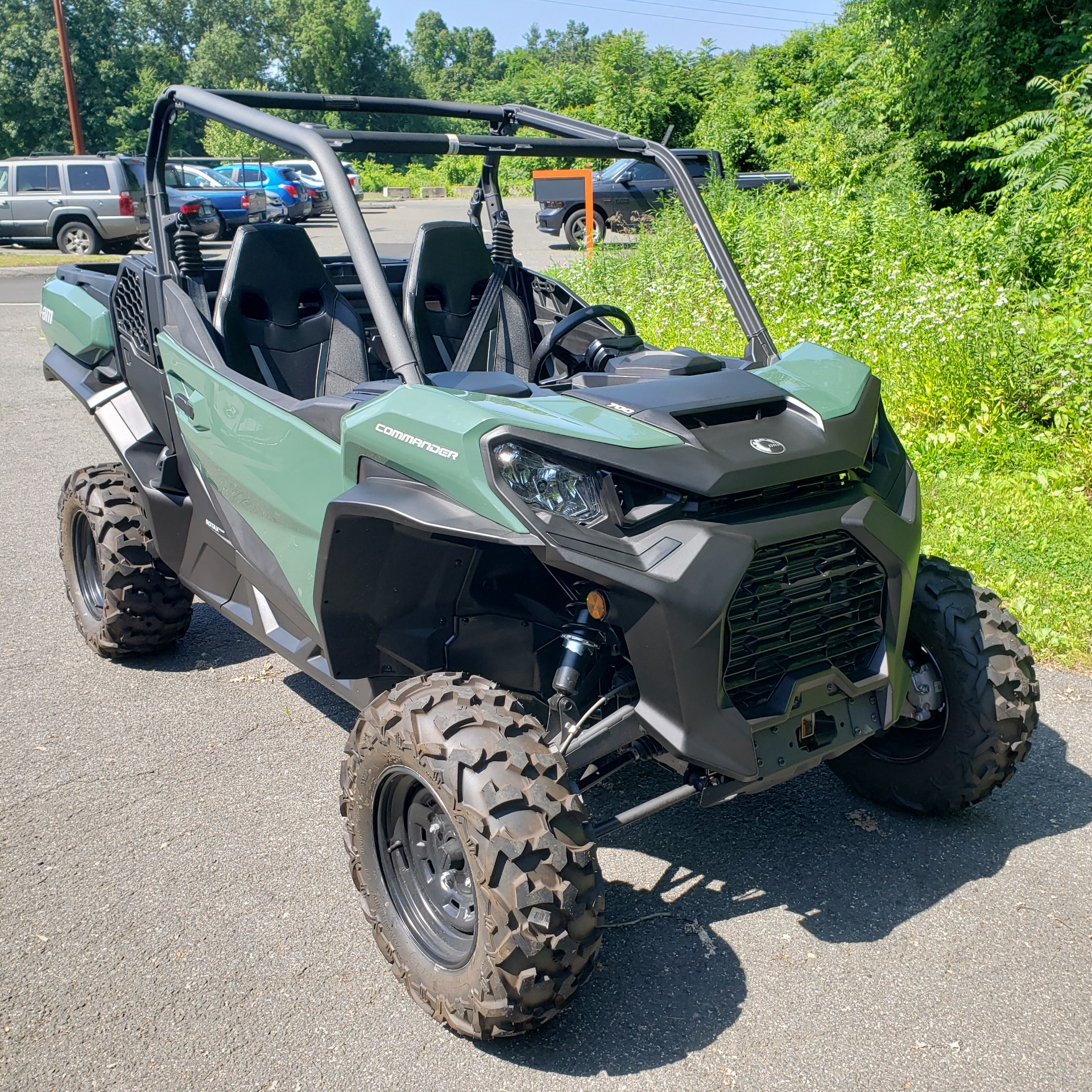 2023 Can-Am Commander DPS 700 in Enfield, Connecticut - Photo 1
