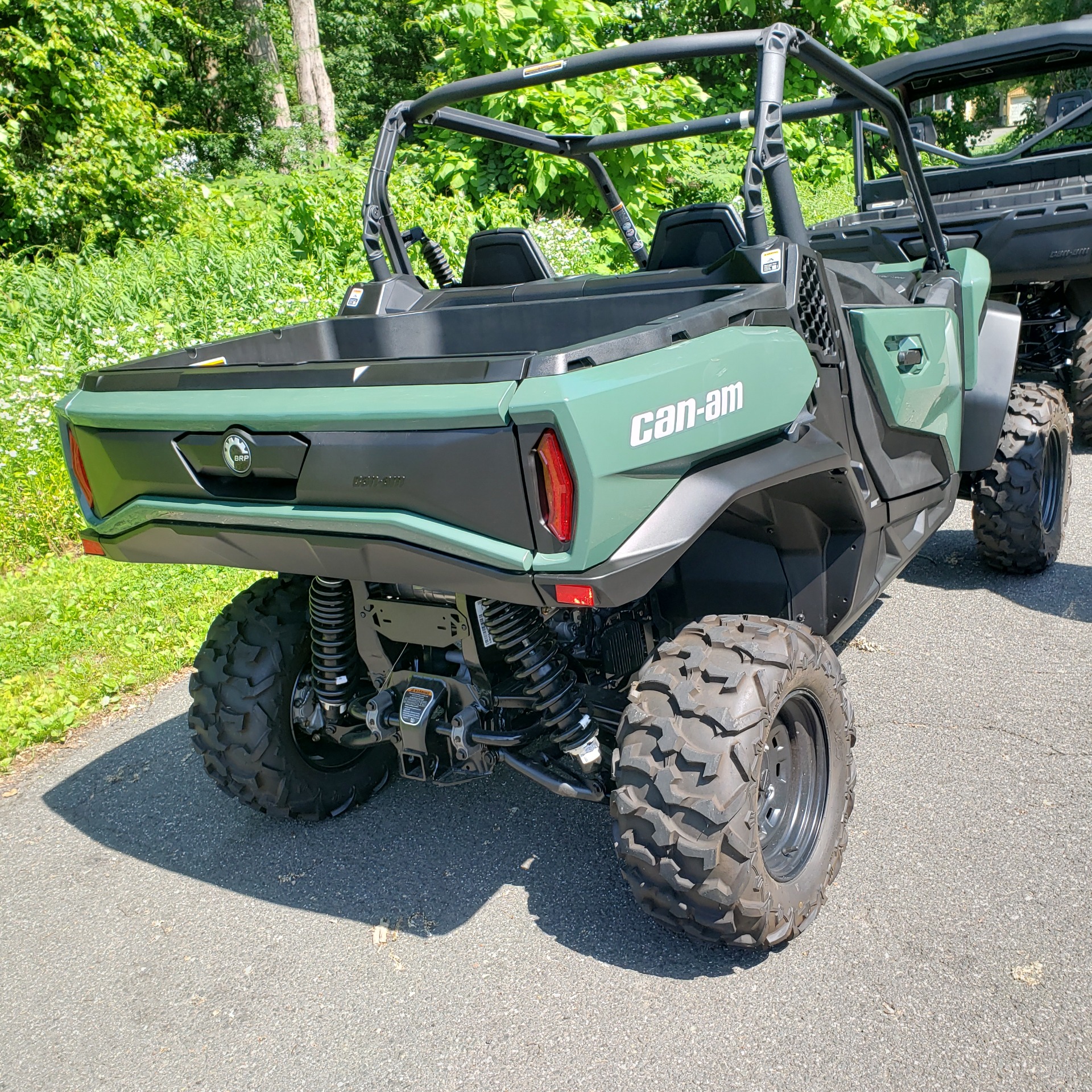2023 Can-Am Commander DPS 700 in Enfield, Connecticut - Photo 2