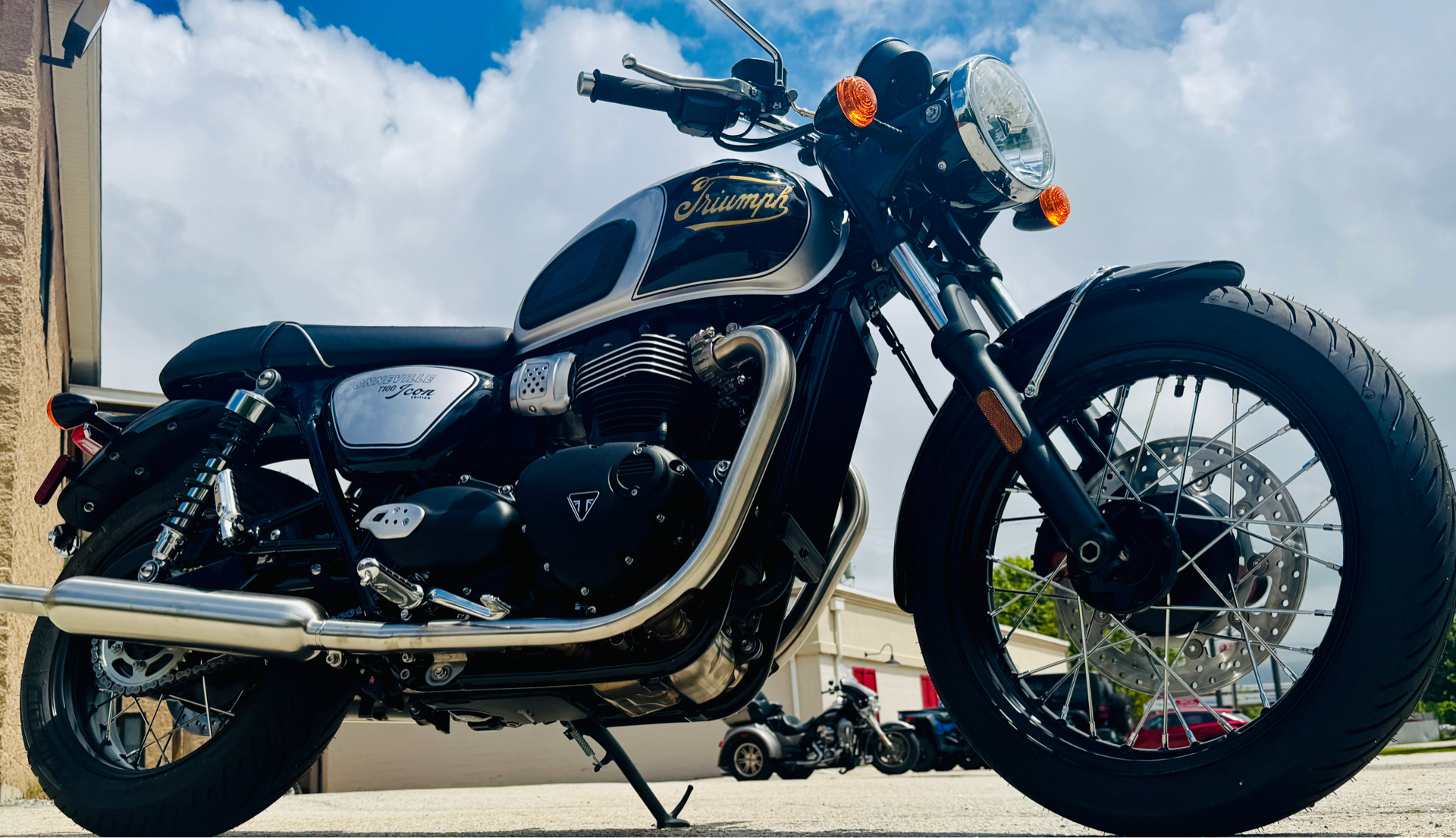 2025 Triumph Bonneville T100 in Enfield, Connecticut - Photo 18