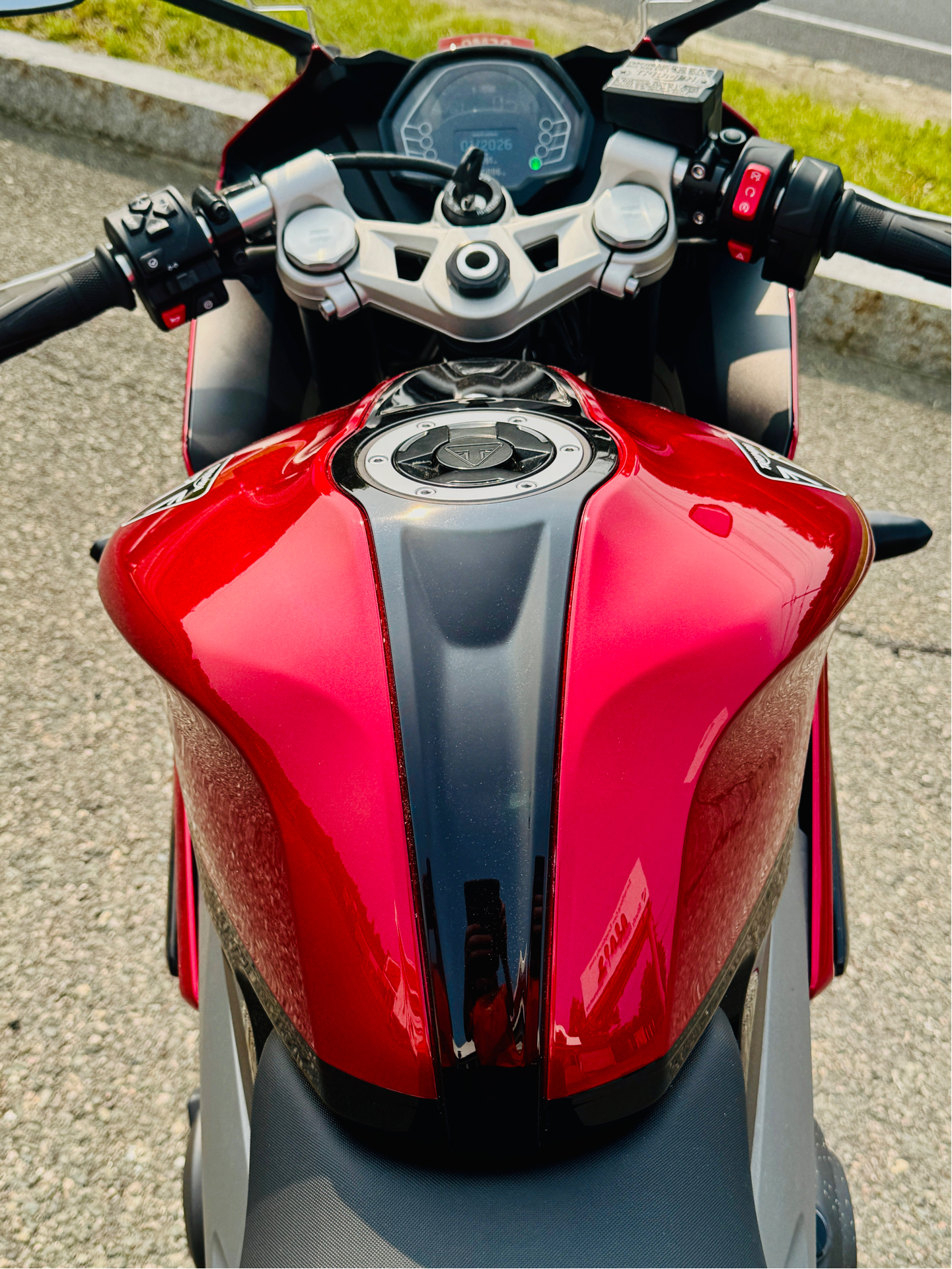 2025 Triumph Daytona 660 in Enfield, Connecticut - Photo 14