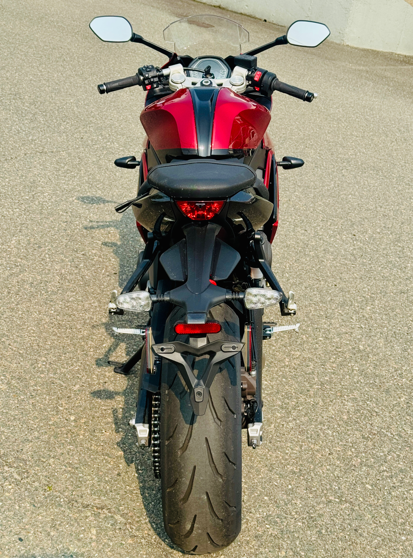 2025 Triumph Daytona 660 in Enfield, Connecticut - Photo 11