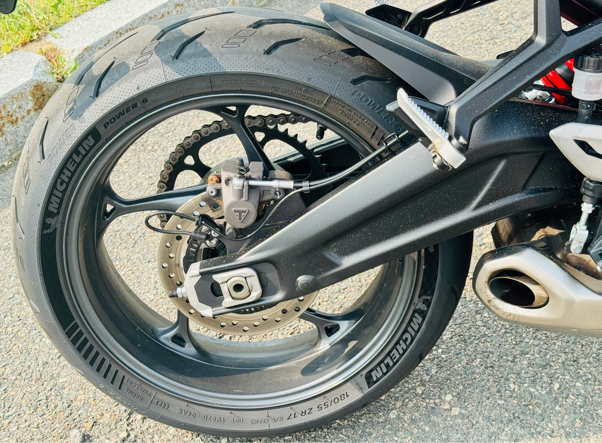 2025 Triumph Daytona 660 in Enfield, Connecticut - Photo 19