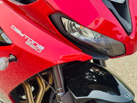 2025 Triumph Daytona 660 in Enfield, Connecticut - Photo 12