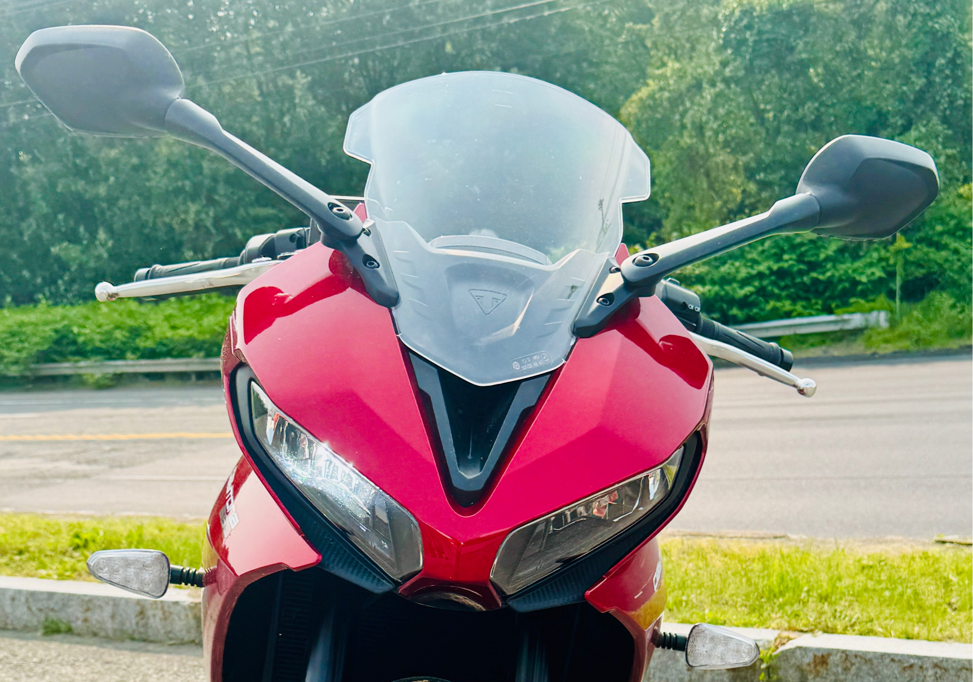 2025 Triumph Daytona 660 in Enfield, Connecticut - Photo 18