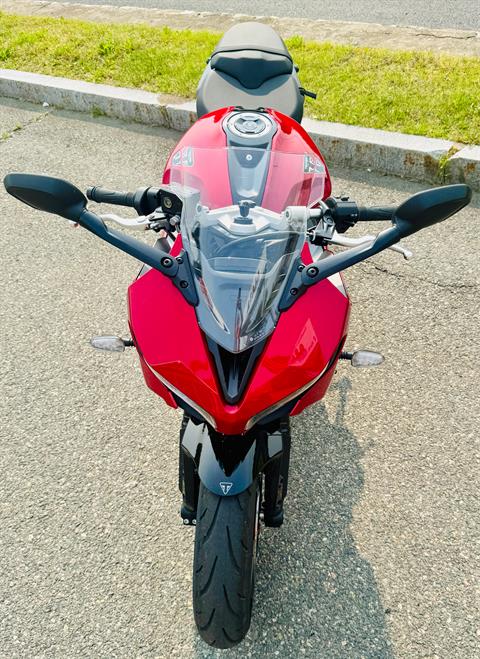 2025 Triumph Daytona 660 in Enfield, Connecticut - Photo 20