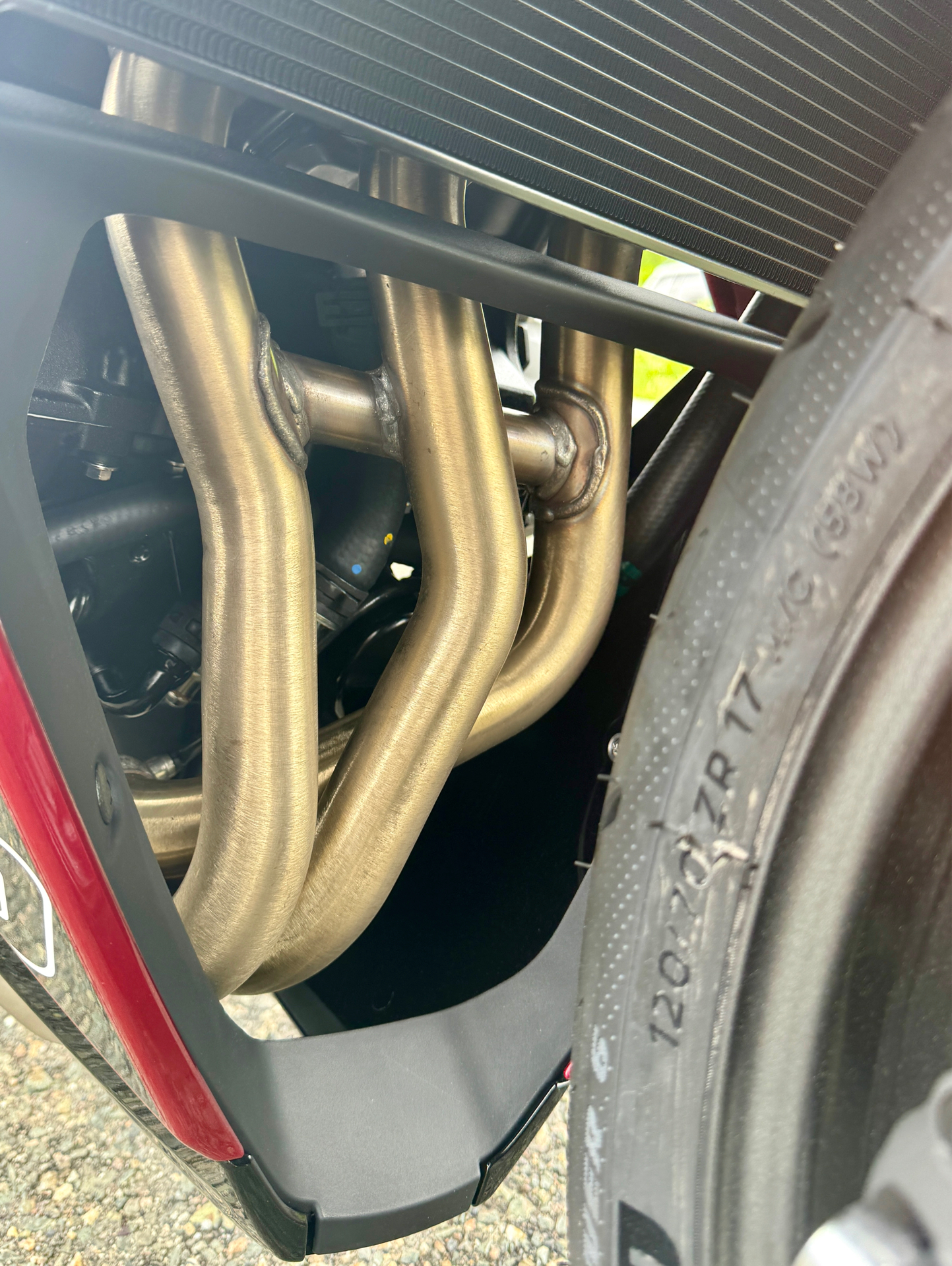2025 Triumph Daytona 660 in Enfield, Connecticut - Photo 21