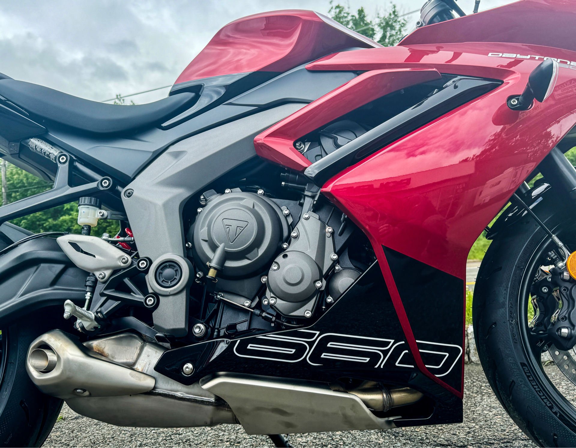 2025 Triumph Daytona 660 in Enfield, Connecticut - Photo 15