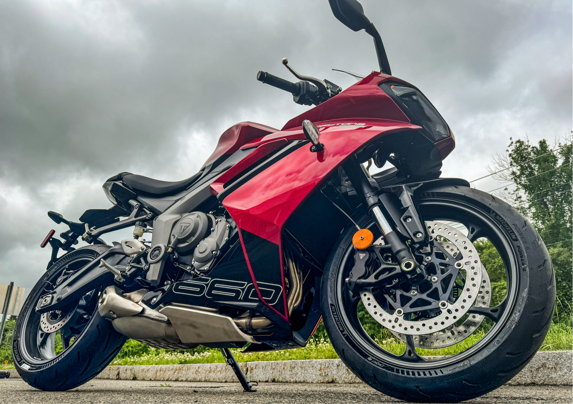 2025 Triumph Daytona 660 in Enfield, Connecticut - Photo 16