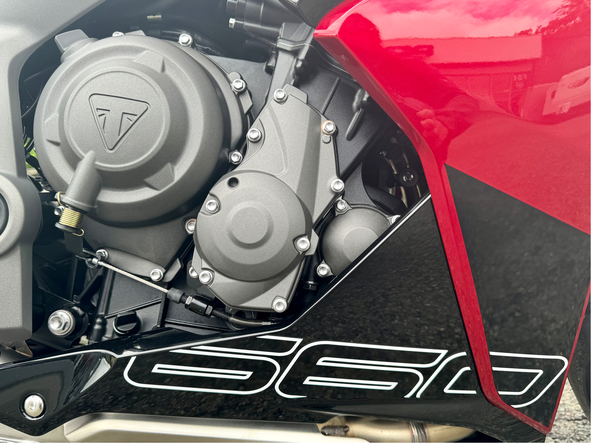 2025 Triumph Daytona 660 in Enfield, Connecticut - Photo 31