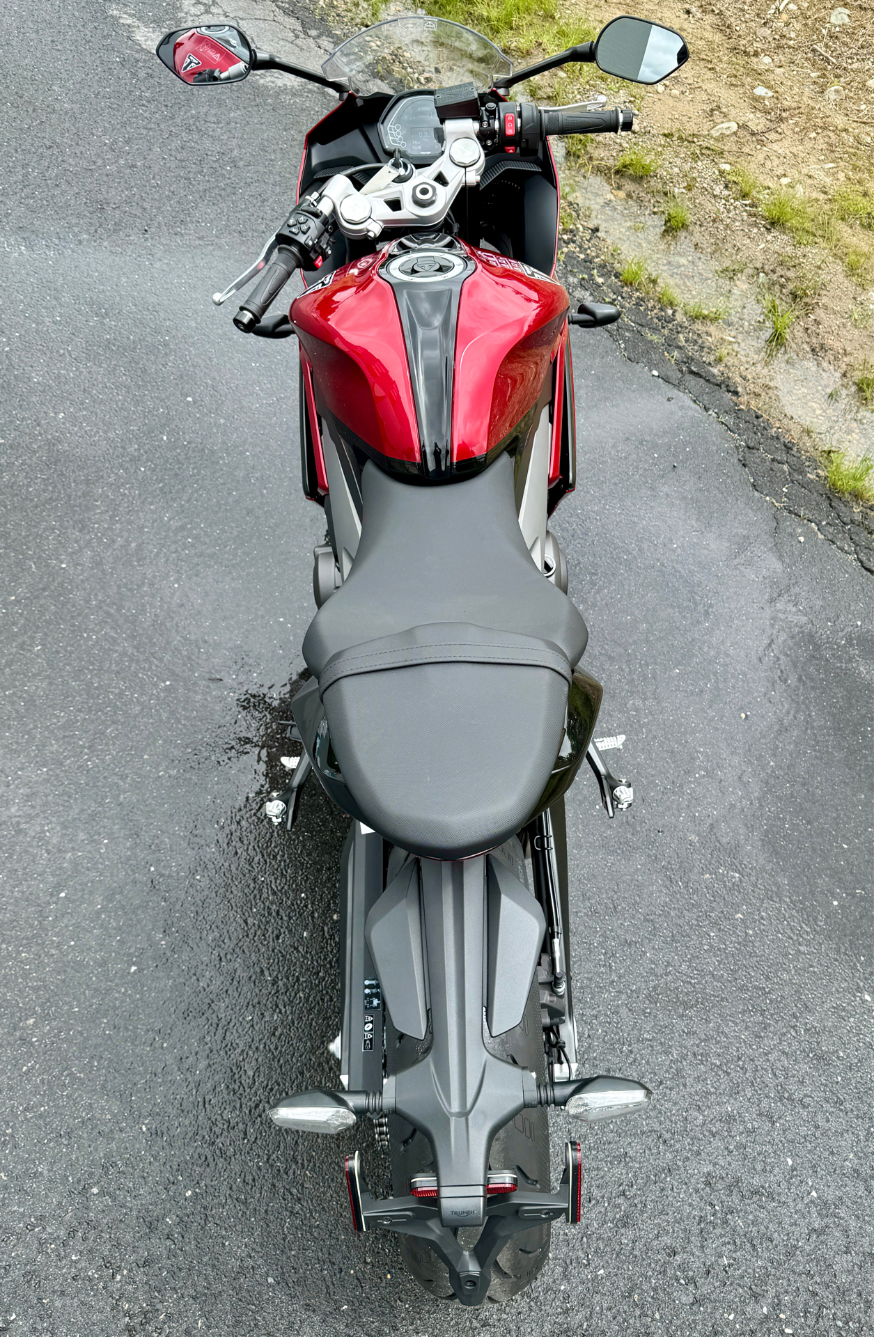 2025 Triumph Daytona 660 in Enfield, Connecticut - Photo 47