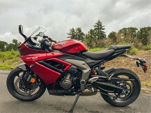 2025 Triumph Daytona 660 in Enfield, Connecticut - Photo 44