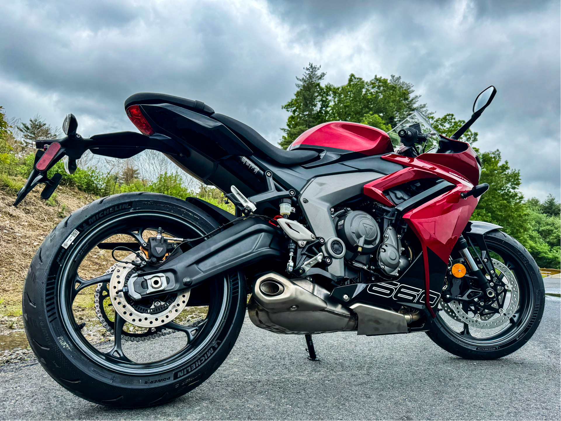 2025 Triumph Daytona 660 in Enfield, Connecticut - Photo 46