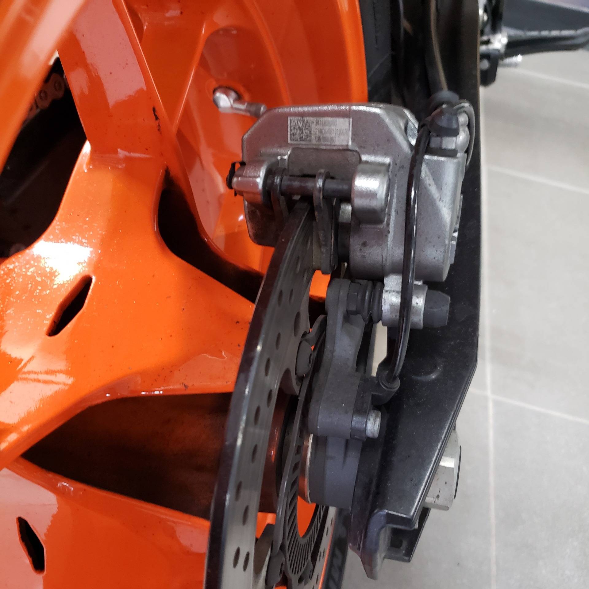 2022 KTM 890 Duke R in Enfield, Connecticut - Photo 6