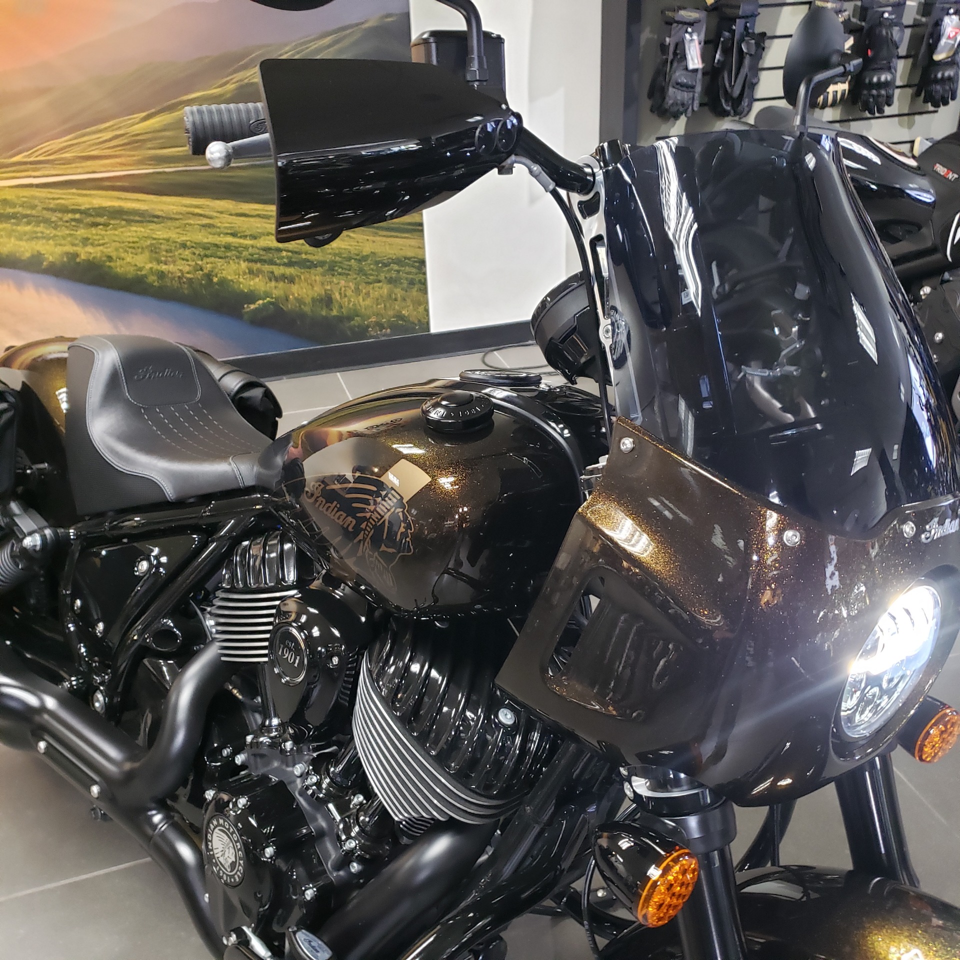 2024 Indian Motorcycle Sport Chief Icon in Enfield, Connecticut - Photo 13