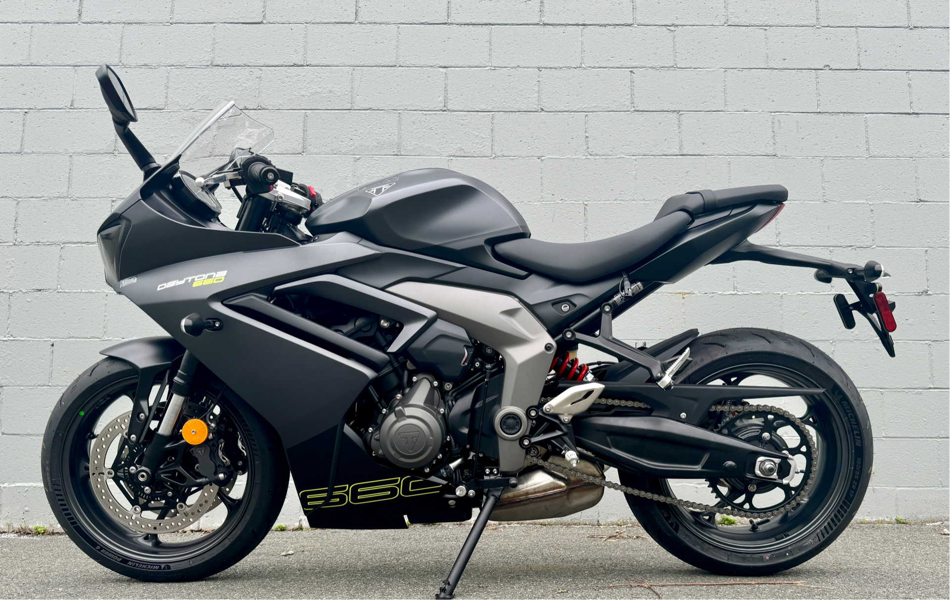 2025 Triumph Daytona 660 in Enfield, Connecticut - Photo 19